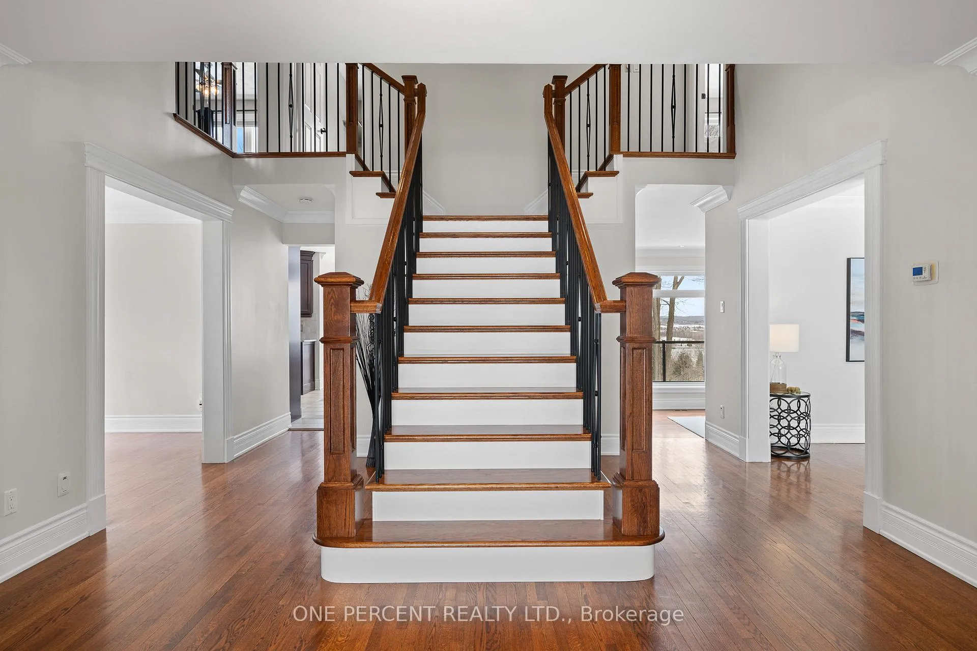Photo 4 of 975 Fieldown Street, Ottawa, Cumberland Ridge — HOMEH