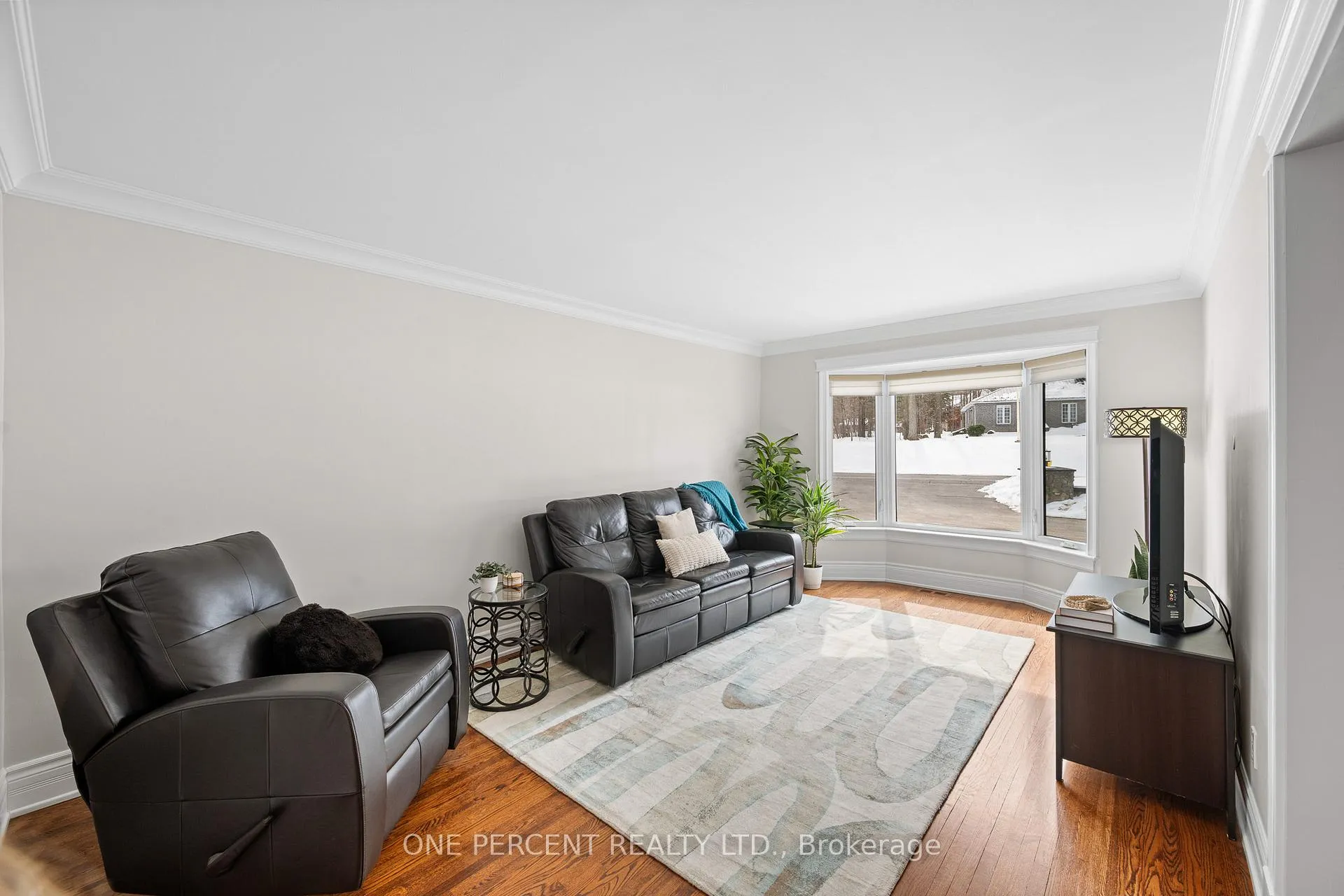 Photo 5 of 975 Fieldown Street, Ottawa, Cumberland Ridge — HOMEH