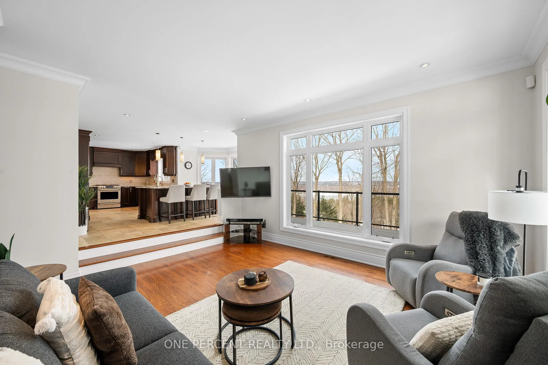 Photo 9 of 975 Fieldown Street, Ottawa, Cumberland Ridge — HOMEH