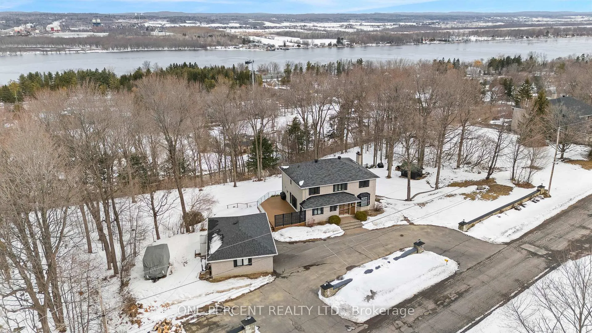 Photo 44 of 975 Fieldown Street, Ottawa, Cumberland Ridge — HOMEH