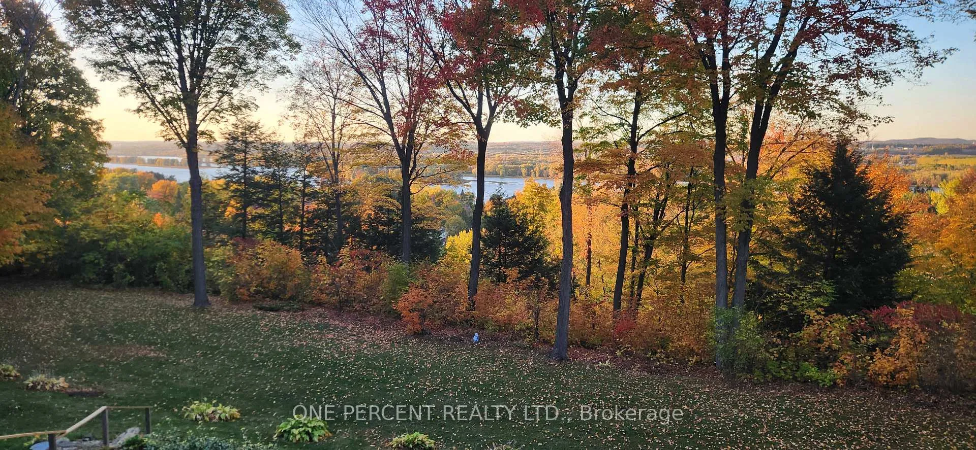 Photo 46 of 975 Fieldown Street, Ottawa, Cumberland Ridge — HOMEH