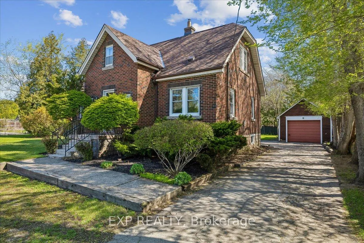 Photo 3 of 1025 King Road, Burlington, LaSalle — HOMEH