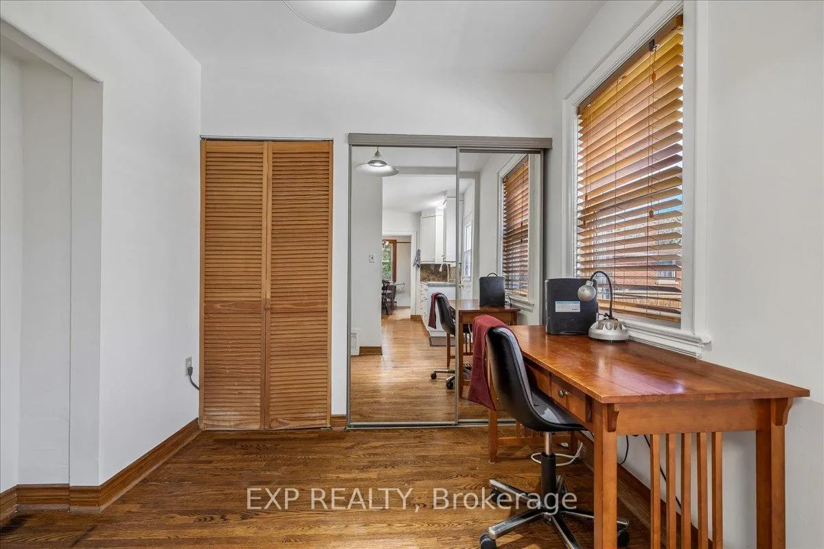 Photo 15 of 1025 King Road, Burlington, LaSalle — HOMEH