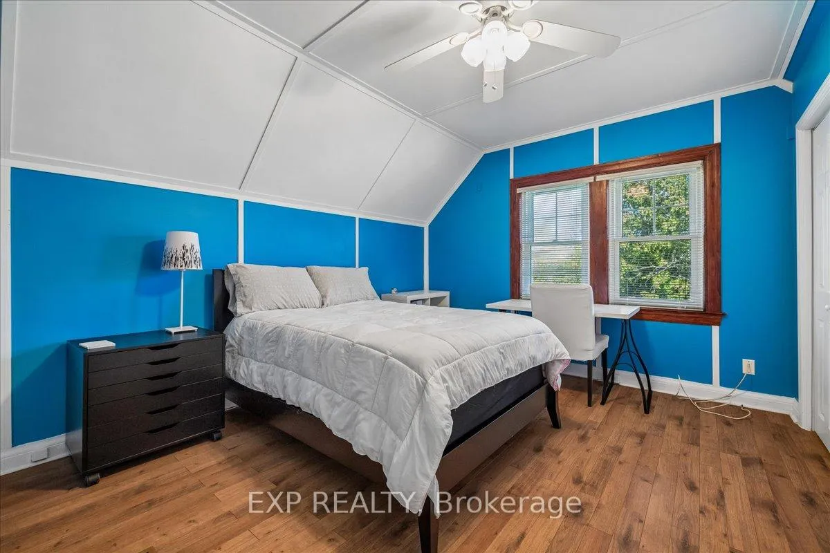 Photo 21 of 1025 King Road, Burlington, LaSalle — HOMEH