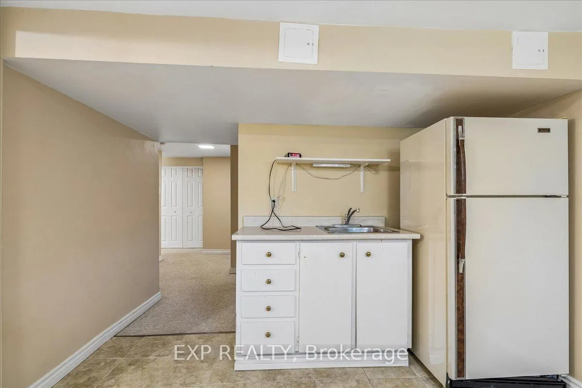 Photo 33 of 1025 King Road, Burlington, LaSalle — HOMEH