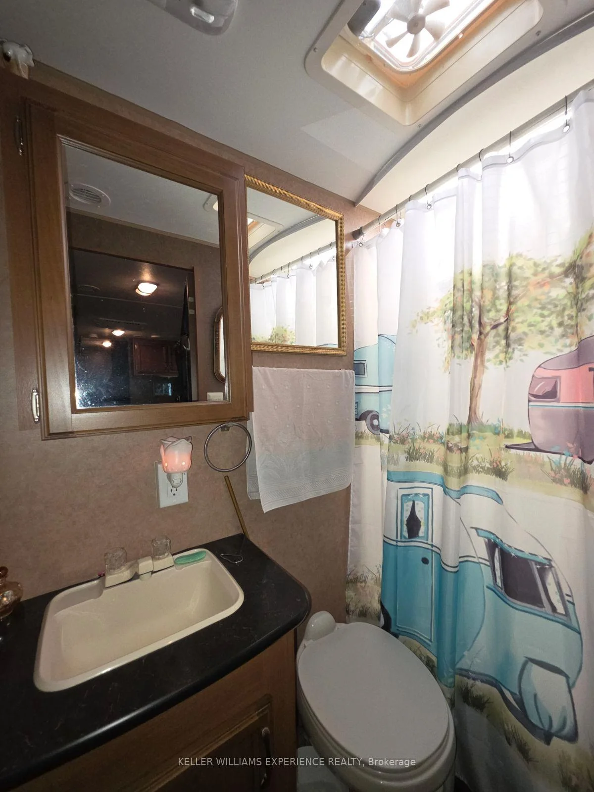 Photo 9 of Unit # 65, 5216 County 90 Road, Springwater, Rural Springwater — HOMEH
