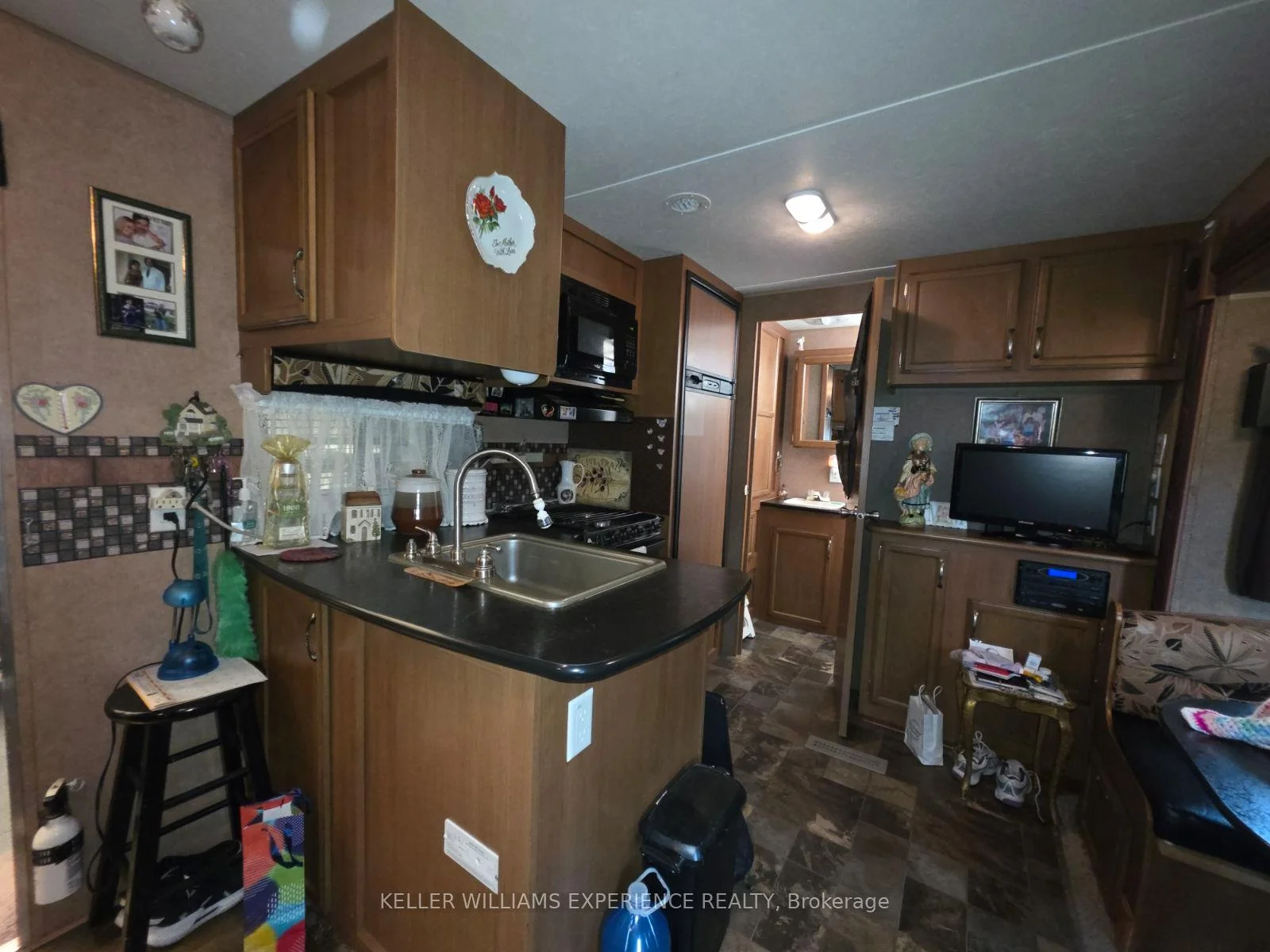 Photo 19 of Unit # 65, 5216 County 90 Road, Springwater, Rural Springwater — HOMEH