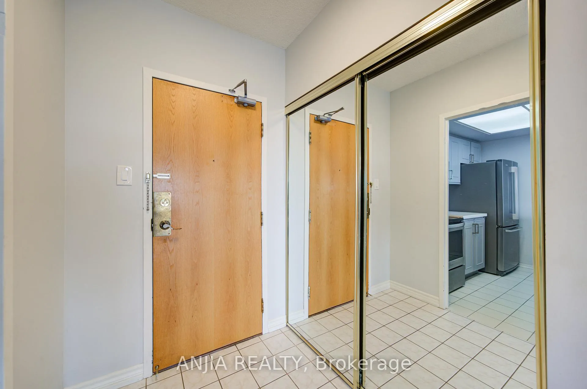 Photo 3 of Unit 908, 2 Raymerville Drive, Markham, Raymerville — HOMEH