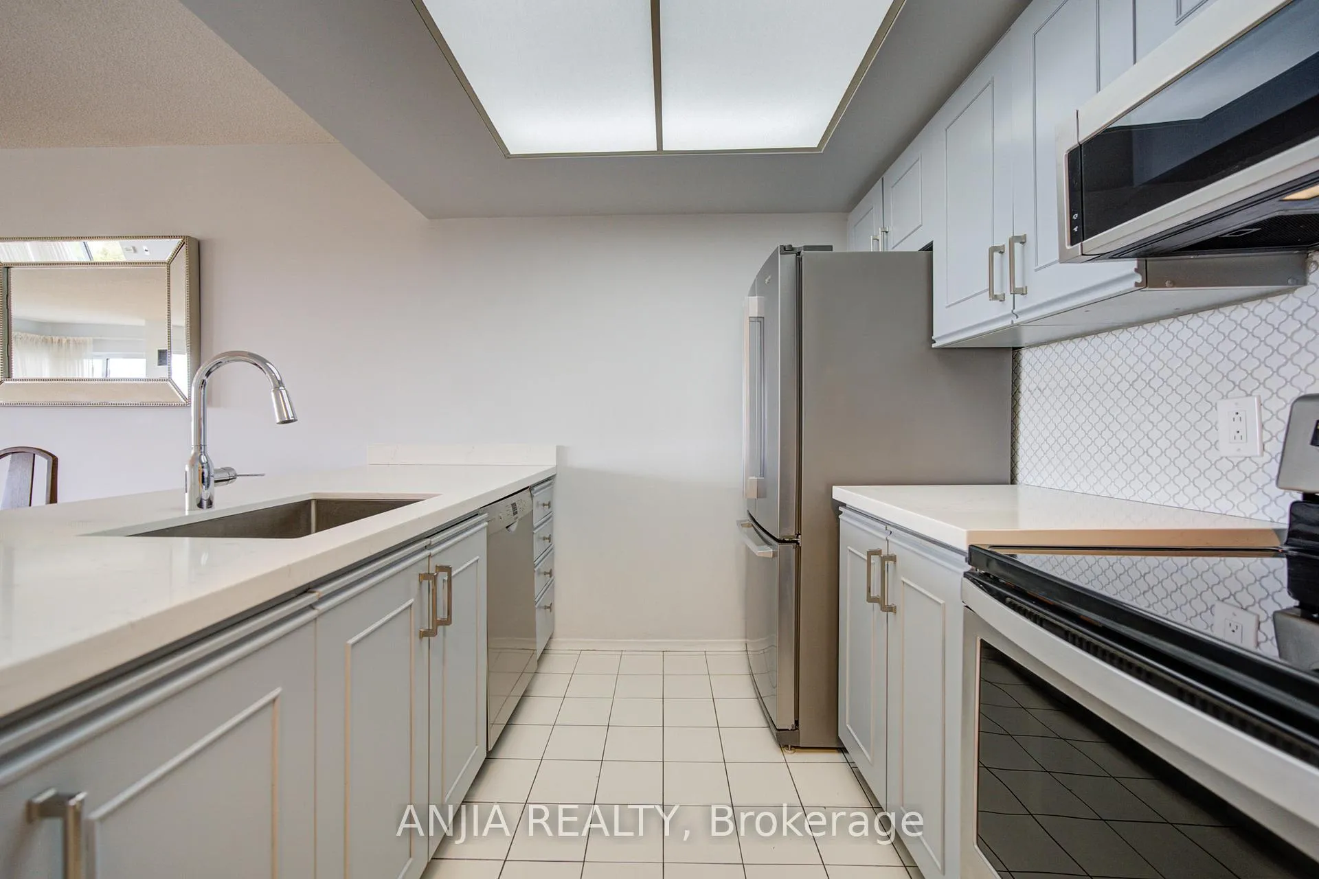 Photo 5 of Unit 908, 2 Raymerville Drive, Markham, Raymerville — HOMEH