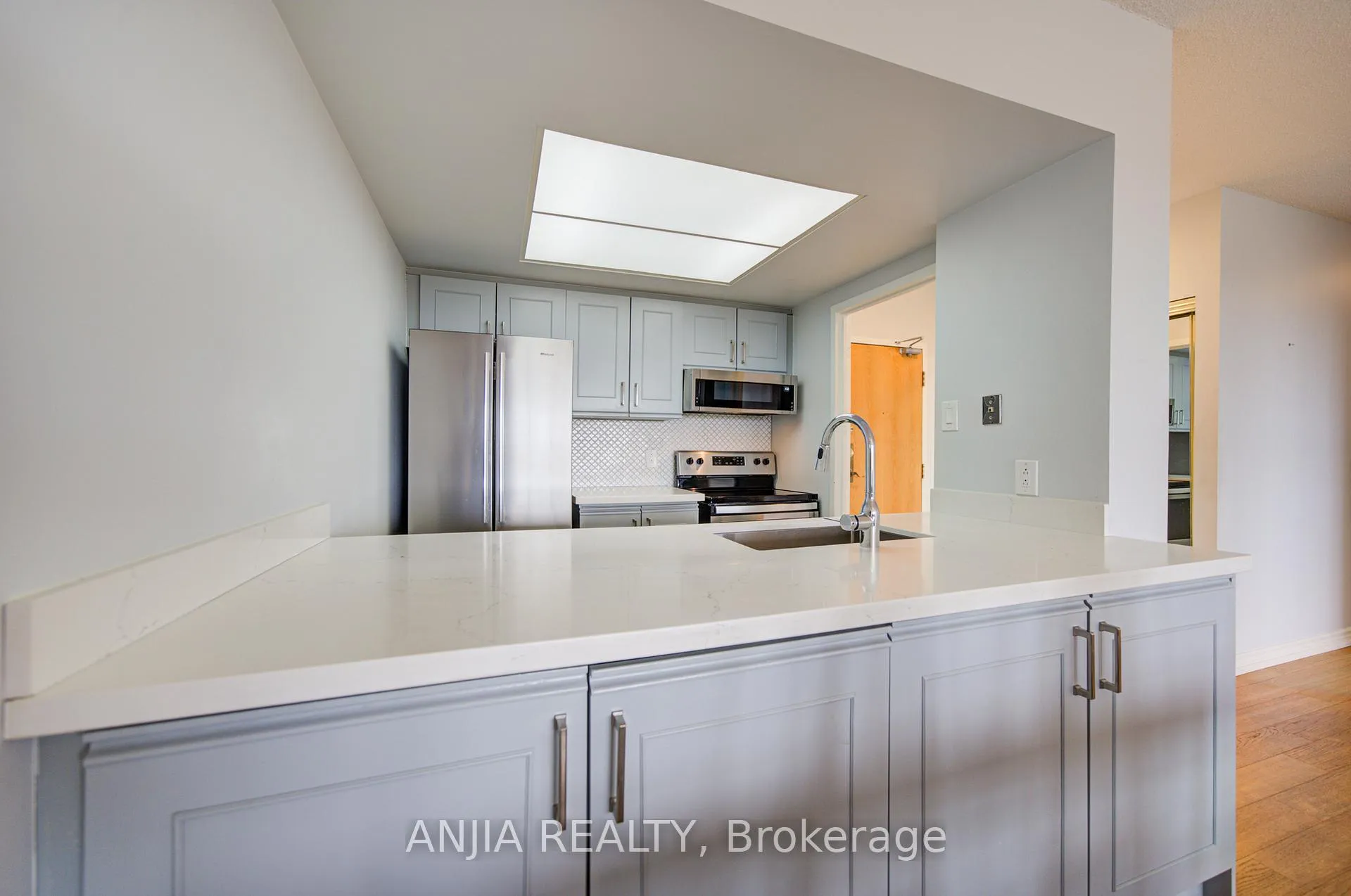 Photo 10 of Unit 908, 2 Raymerville Drive, Markham, Raymerville — HOMEH