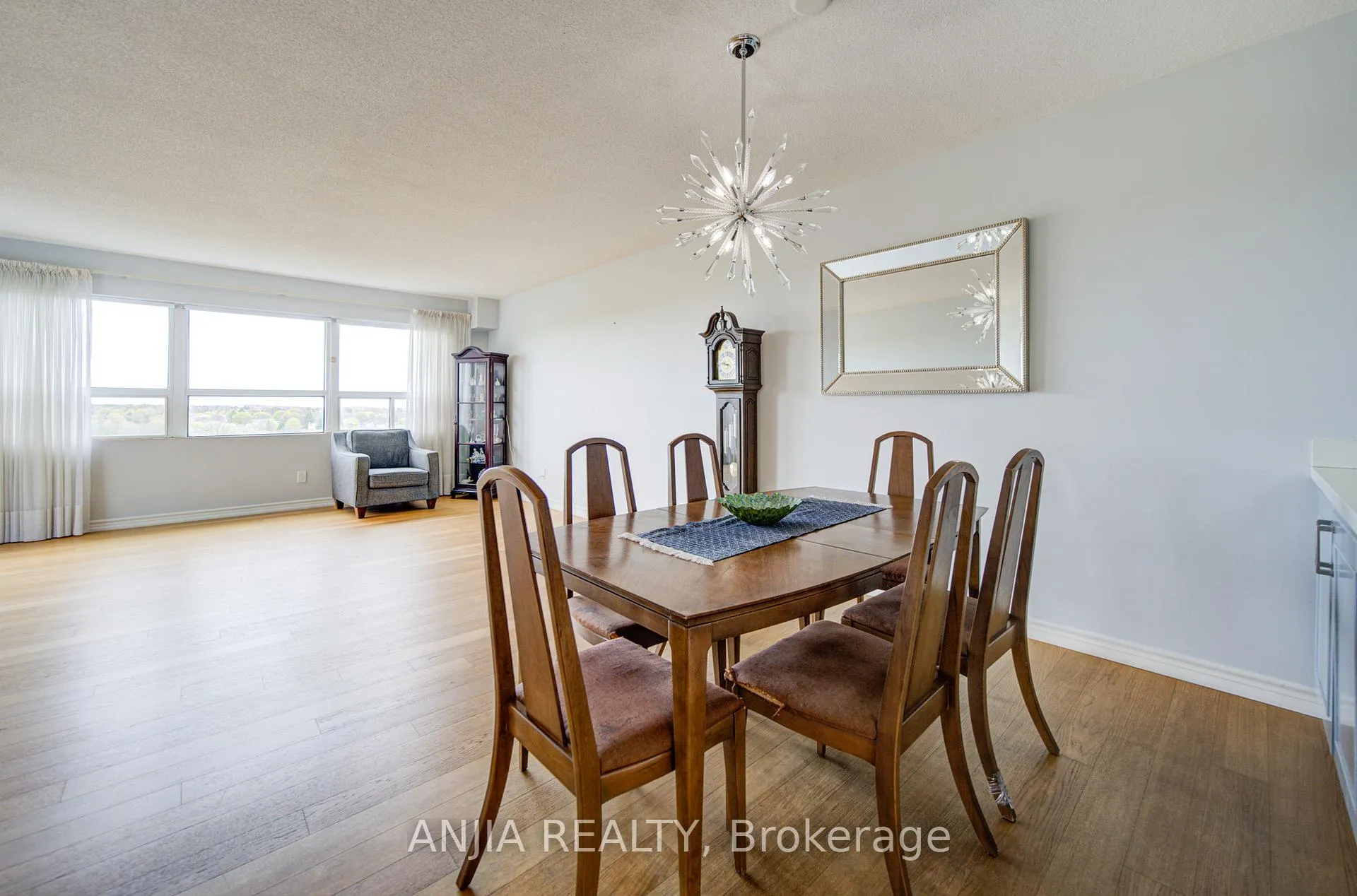 Photo 11 of Unit 908, 2 Raymerville Drive, Markham, Raymerville — HOMEH