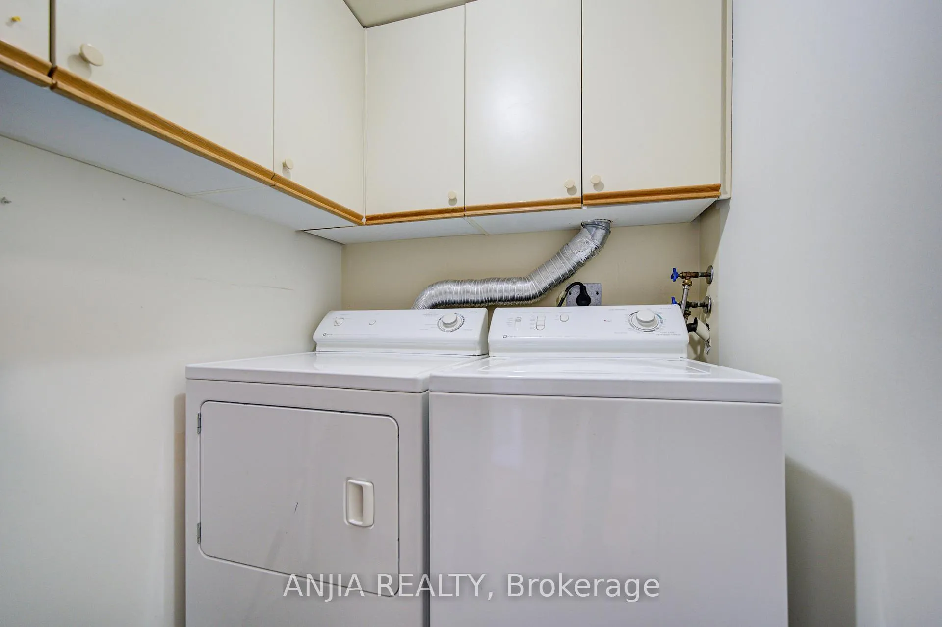 Photo 23 of Unit 908, 2 Raymerville Drive, Markham, Raymerville — HOMEH