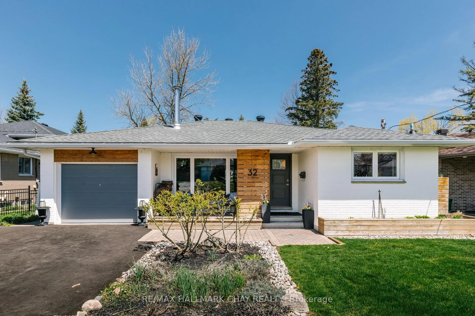 Photo 1 of 32 Melrose Avenue, Barrie, Codrington — HOMEH