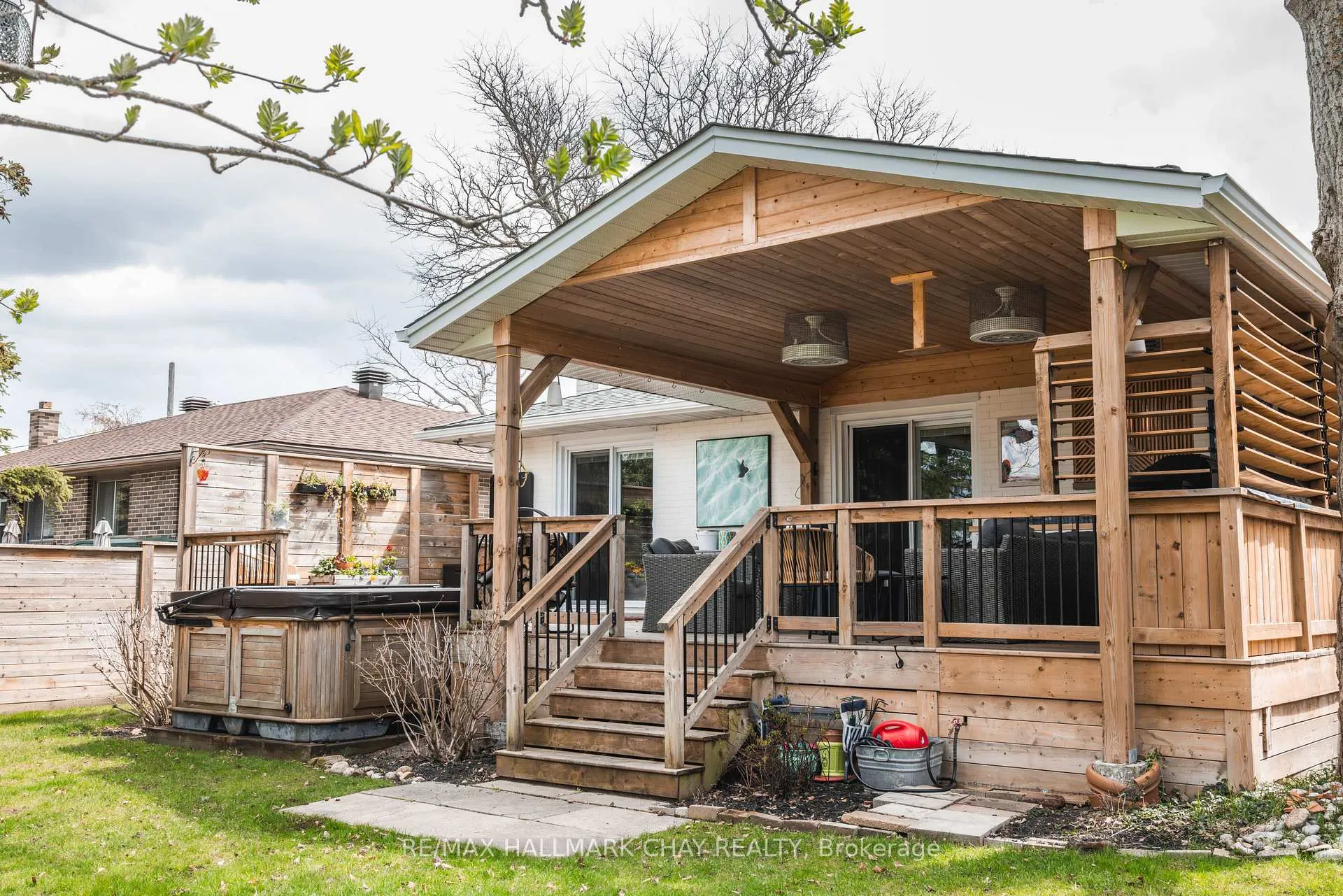 Photo 35 of 32 Melrose Avenue, Barrie, Codrington — HOMEH