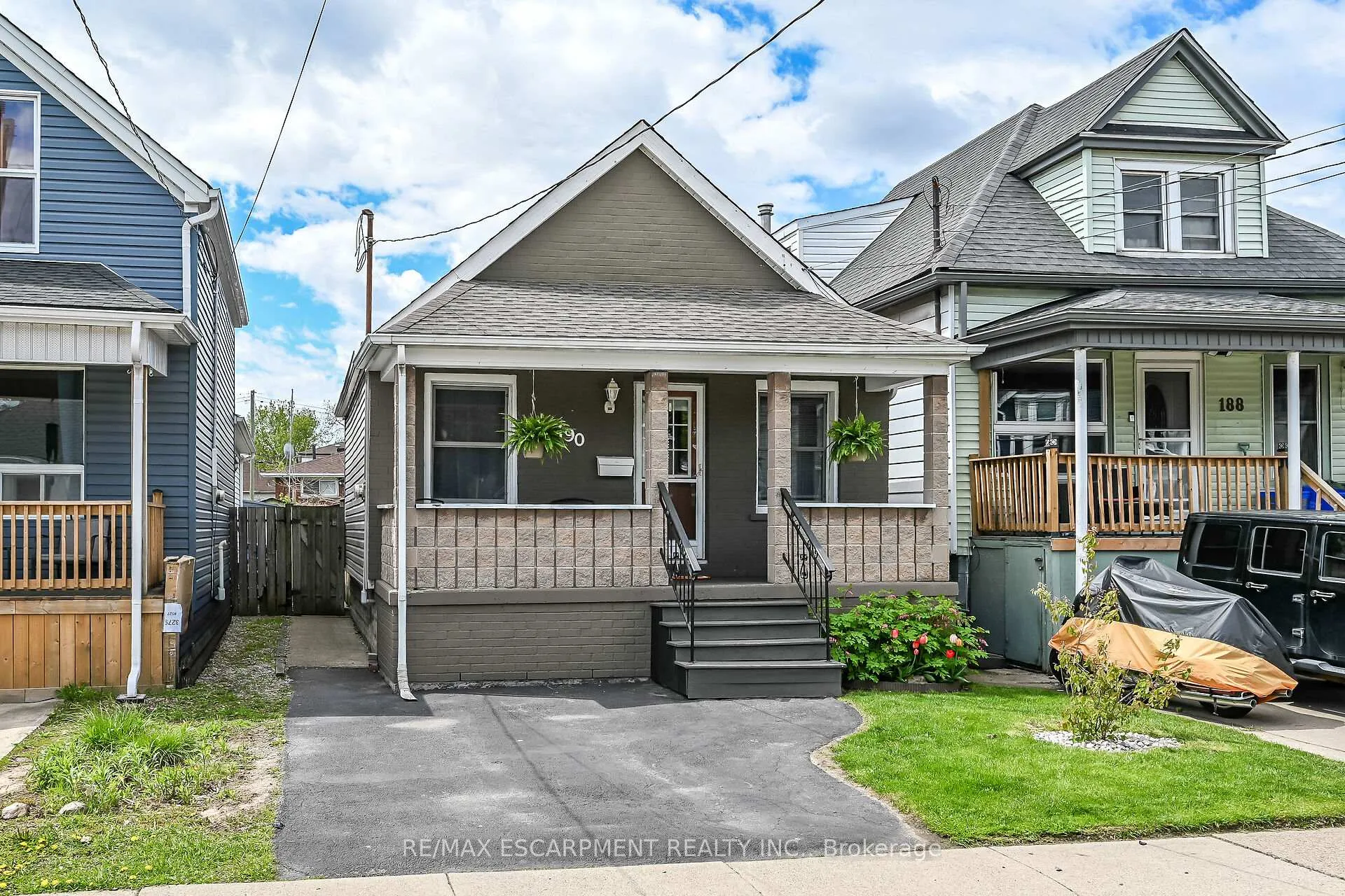 Photo 1 of 190 Campbell Avenue, Hamilton, Crown Point — HOMEH