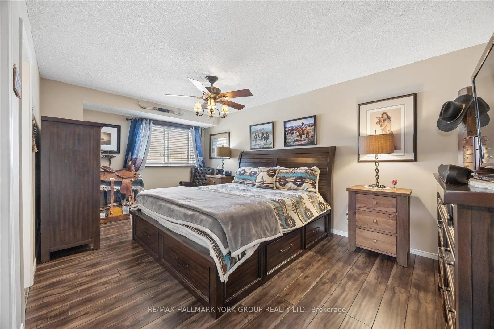 Photo 21 of 29 Biscayne Boulevard, Georgina, Keswick South — HOMEH