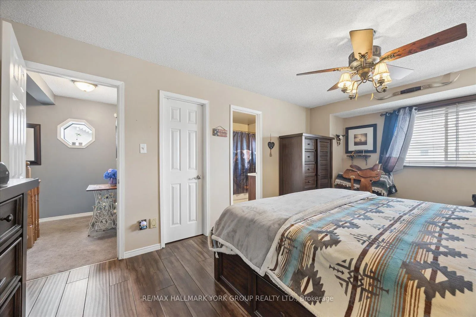 Photo 22 of 29 Biscayne Boulevard, Georgina, Keswick South — HOMEH
