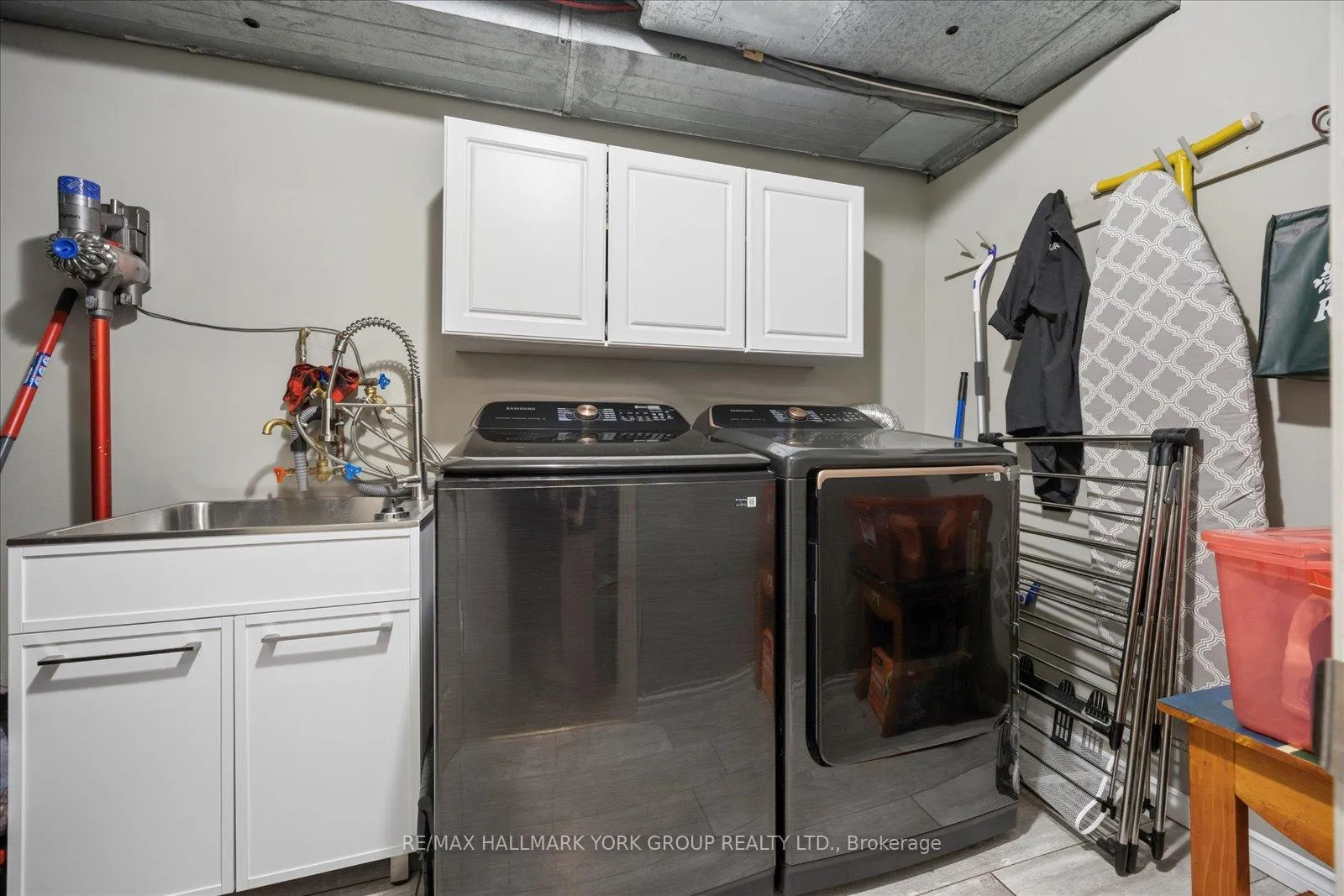 Photo 38 of 29 Biscayne Boulevard, Georgina, Keswick South — HOMEH