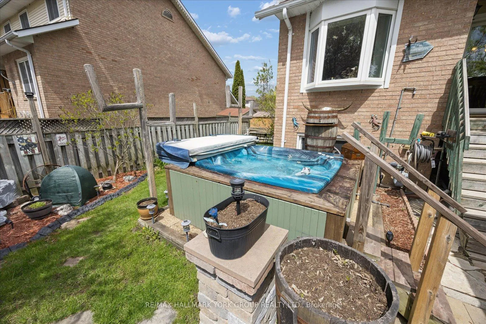 Photo 40 of 29 Biscayne Boulevard, Georgina, Keswick South — HOMEH
