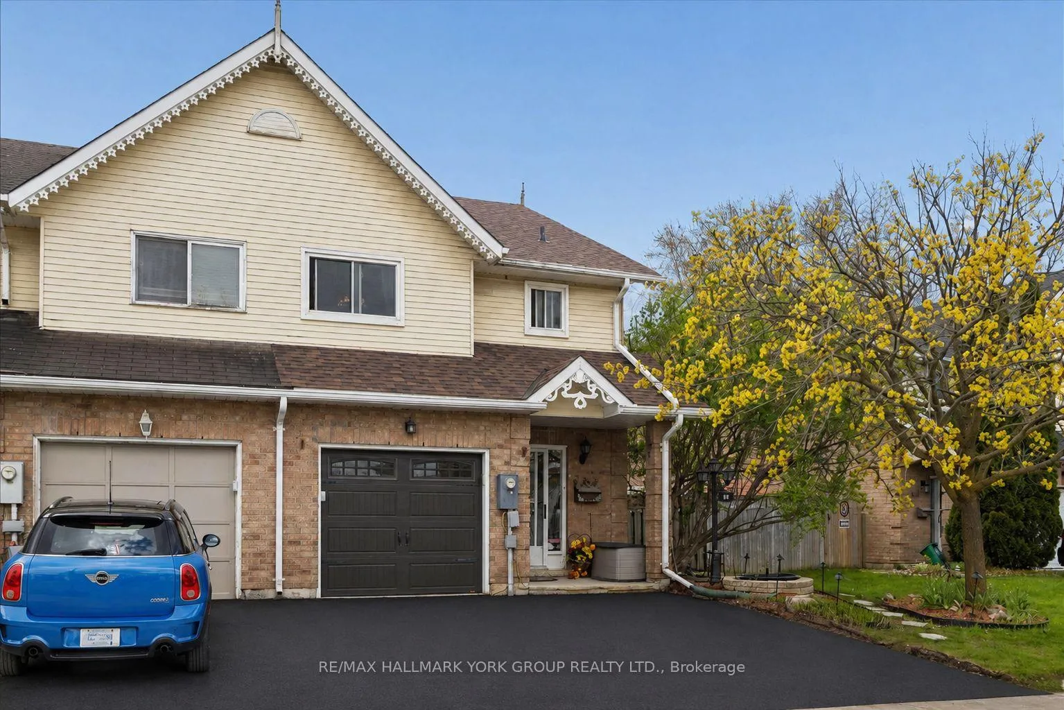 Photo 2 of 29 Biscayne Boulevard, Georgina, Keswick South — HOMEH