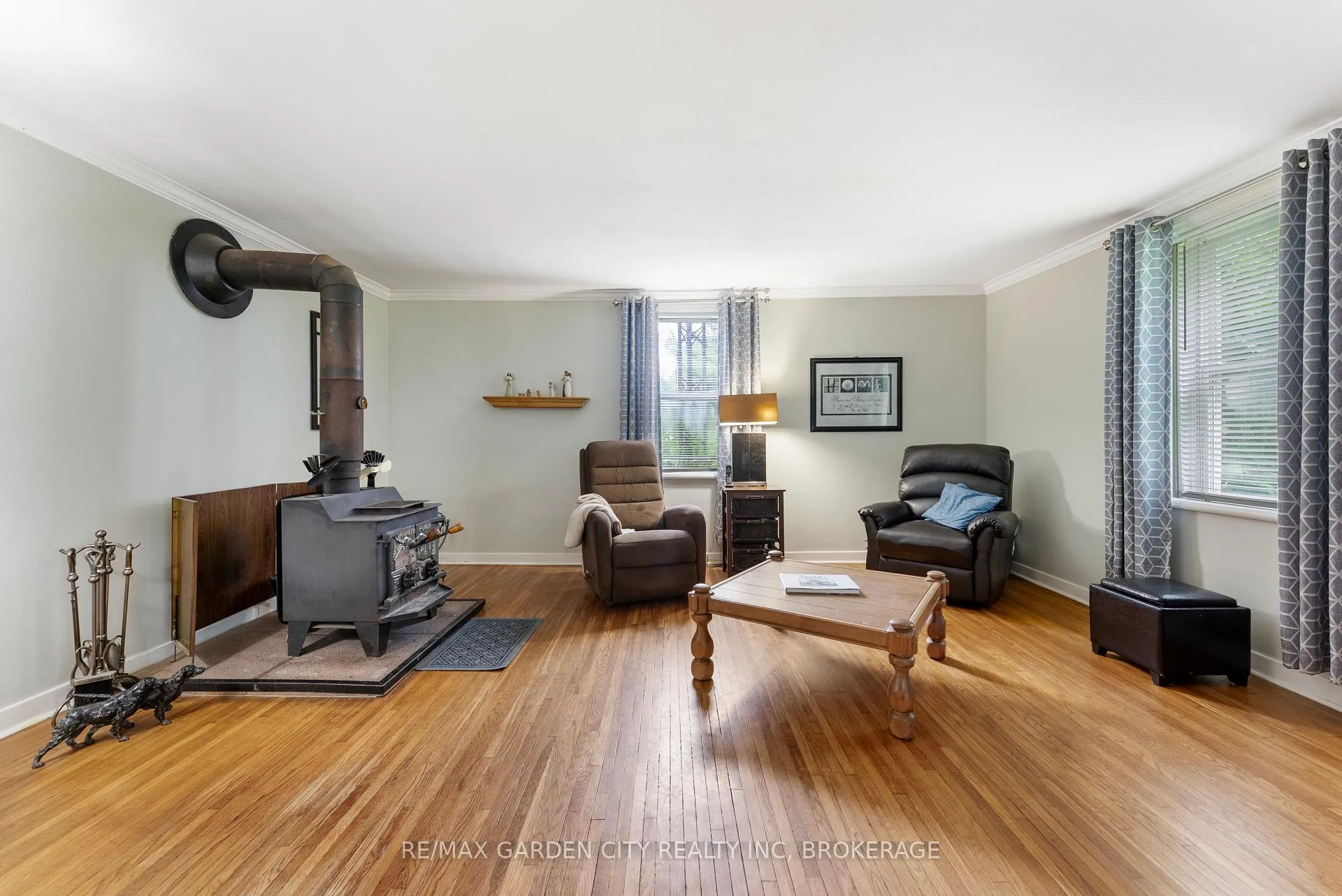 Photo 24 of 5400 North Service Road, Lincoln, Lincoln Lake — HOMEH