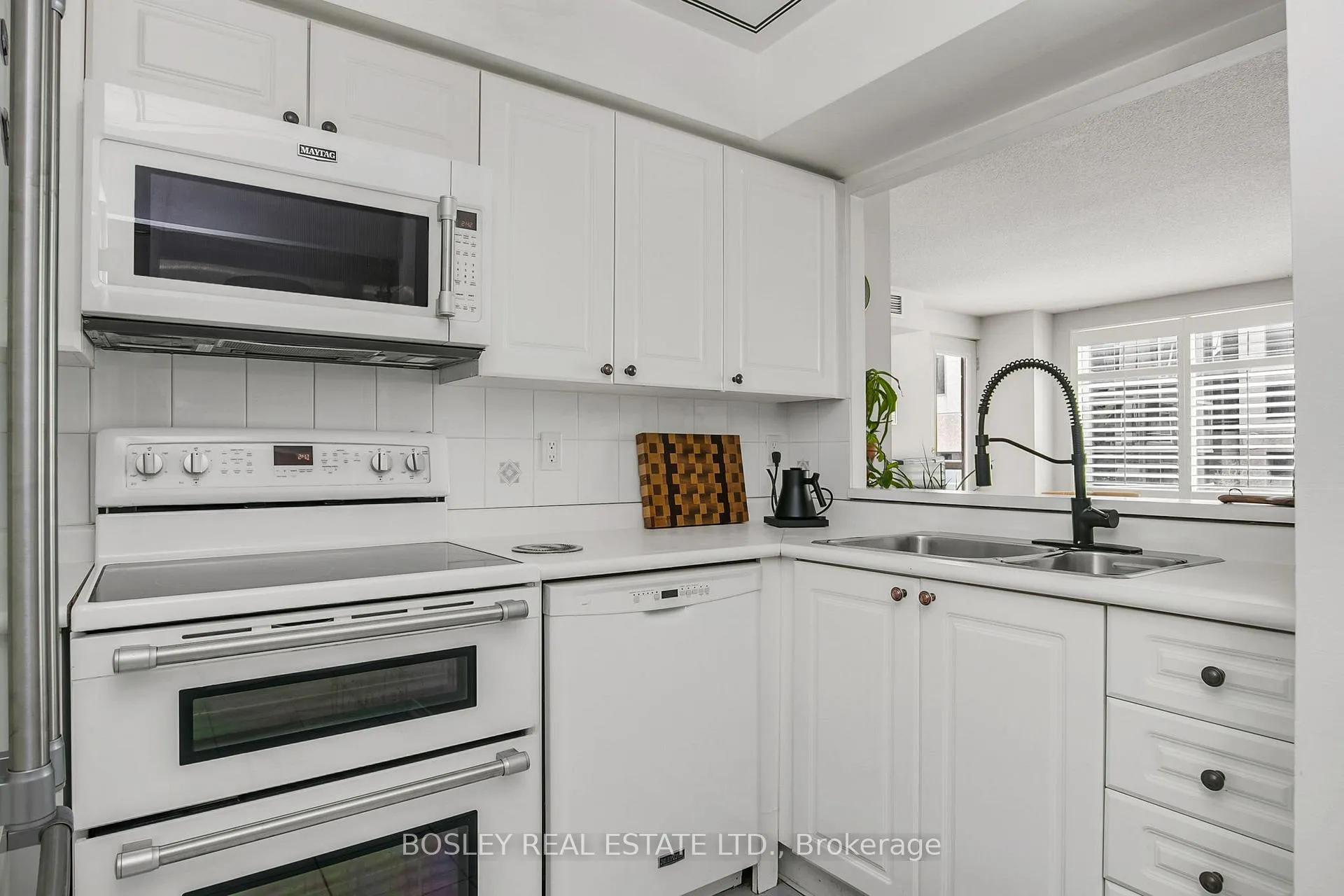 Photo 12 of Unit 303, 99 Hayden Street, Toronto, Church-Yonge Corridor — HOMEH