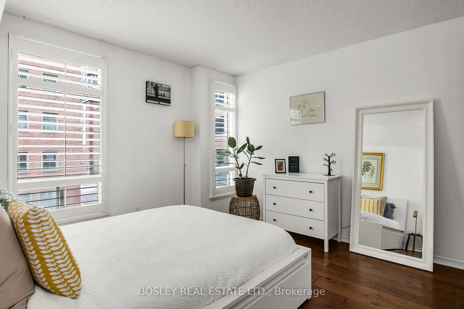 Photo 24 of Unit 303, 99 Hayden Street, Toronto, Church-Yonge Corridor — HOMEH