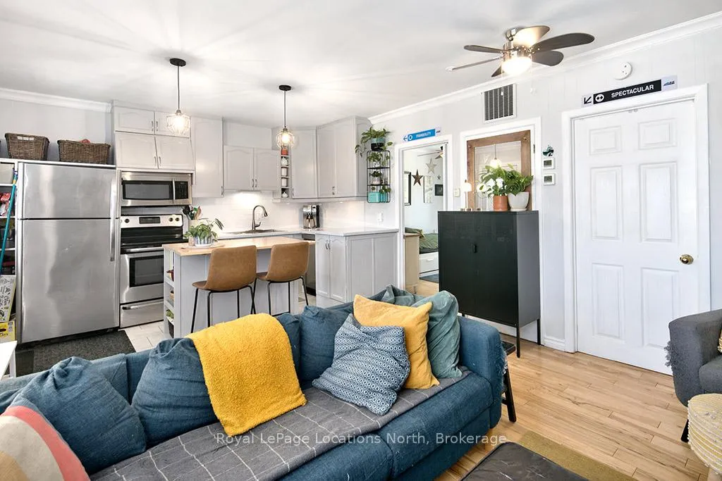 Photo 7 of Unit 3, 209528 26 Highway, Blue Mountains — HOMEH