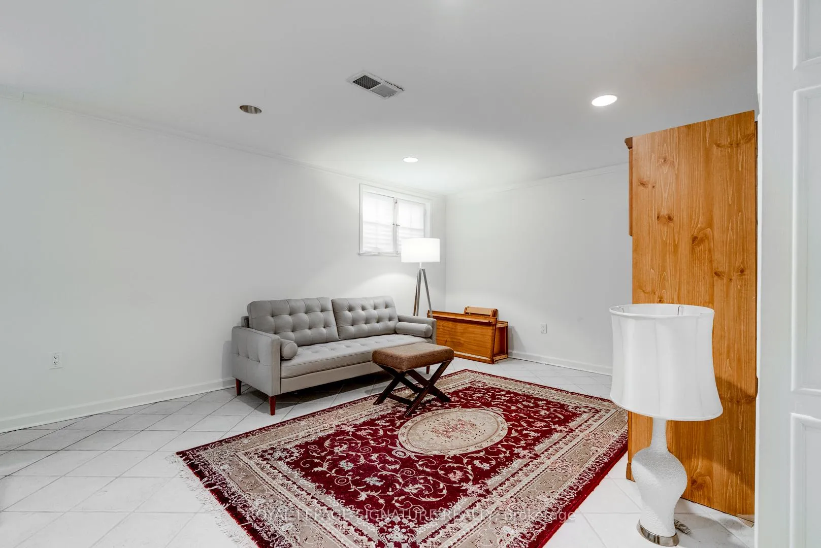 Photo 22 of Unit Lower, 529 Spadina Road, Toronto, Forest Hill South — HOMEH