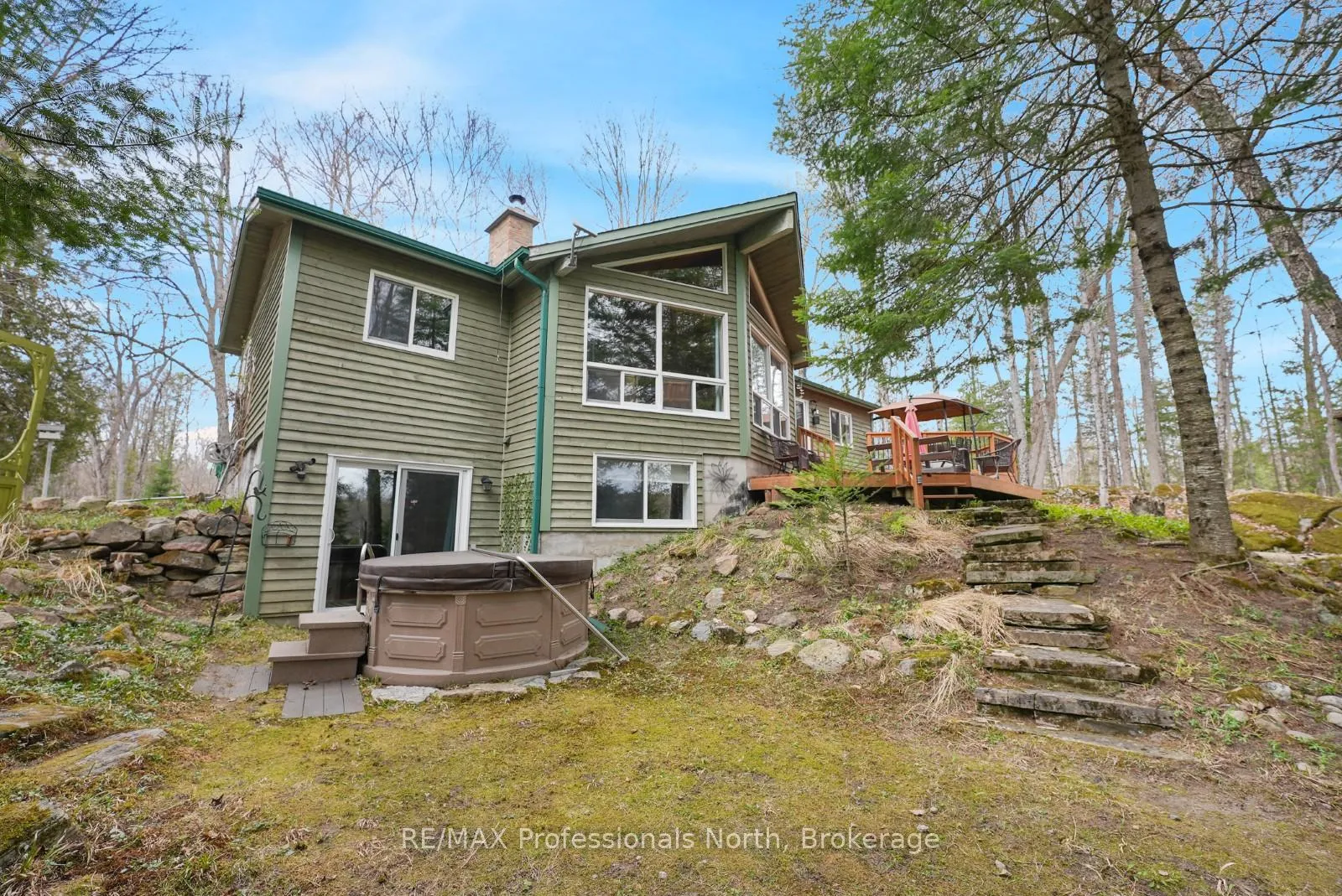 Photo 1 of 1157 Between Lakes Trail, Minden Hills, Minden — HOMEH