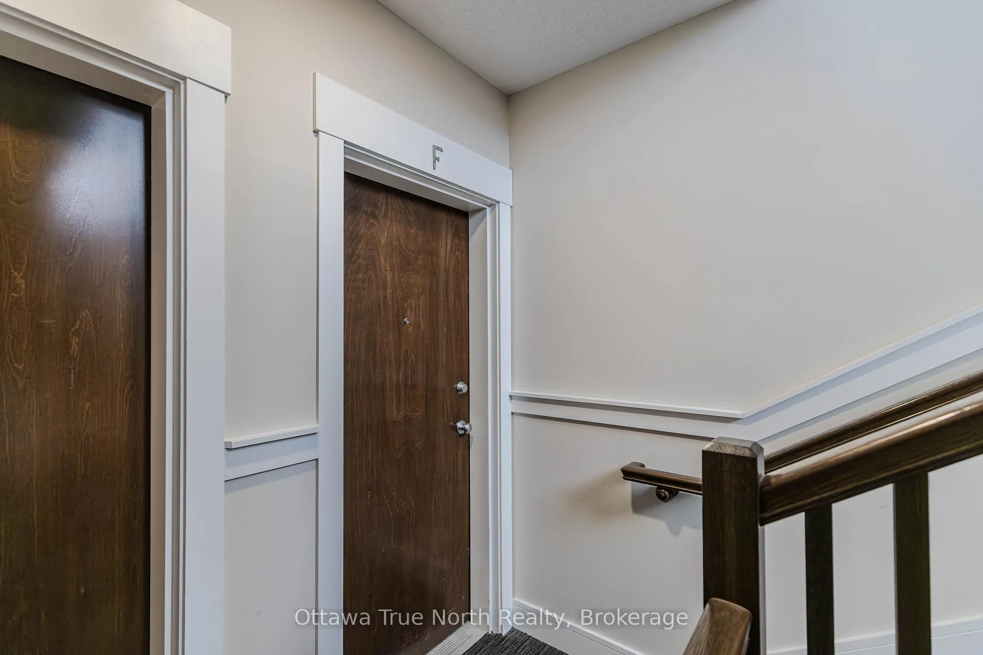 Photo 3 of Unit F, 1032 Beryl Private, Ottawa, Riverside South/Gloucester Glen — HOMEH