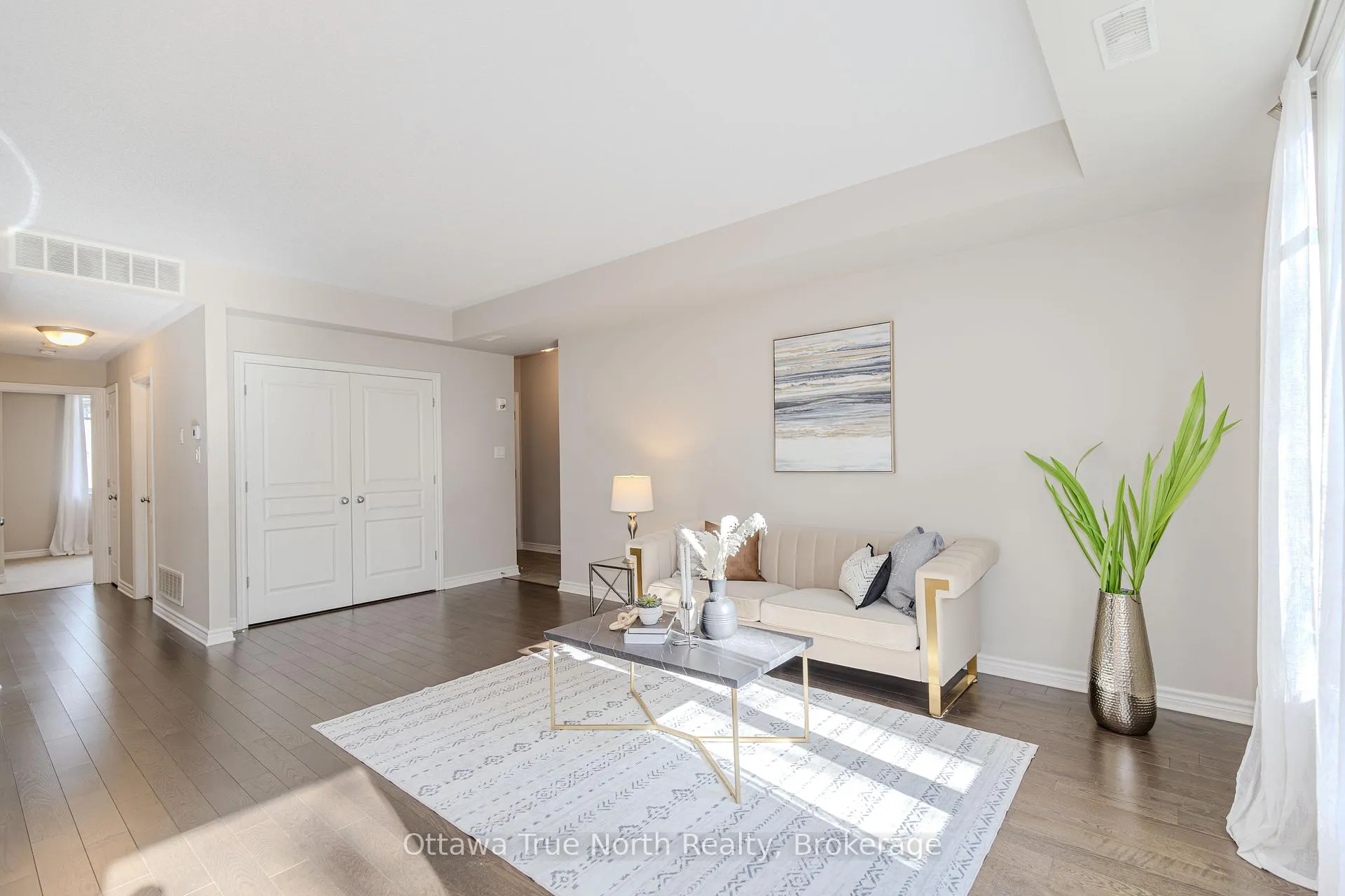 Photo 8 of Unit F, 1032 Beryl Private, Ottawa, Riverside South/Gloucester Glen — HOMEH