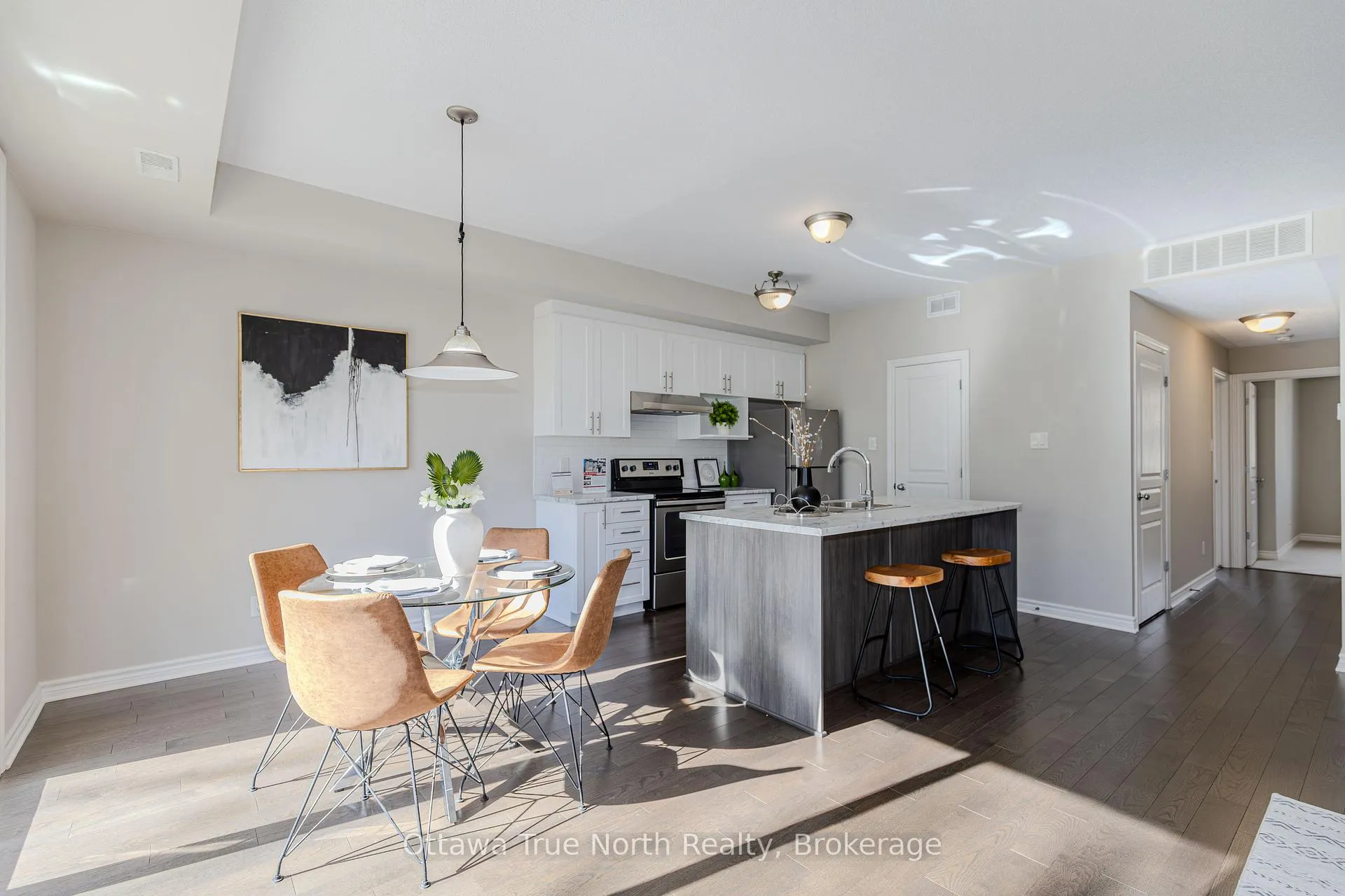 Photo 11 of Unit F, 1032 Beryl Private, Ottawa, Riverside South/Gloucester Glen — HOMEH