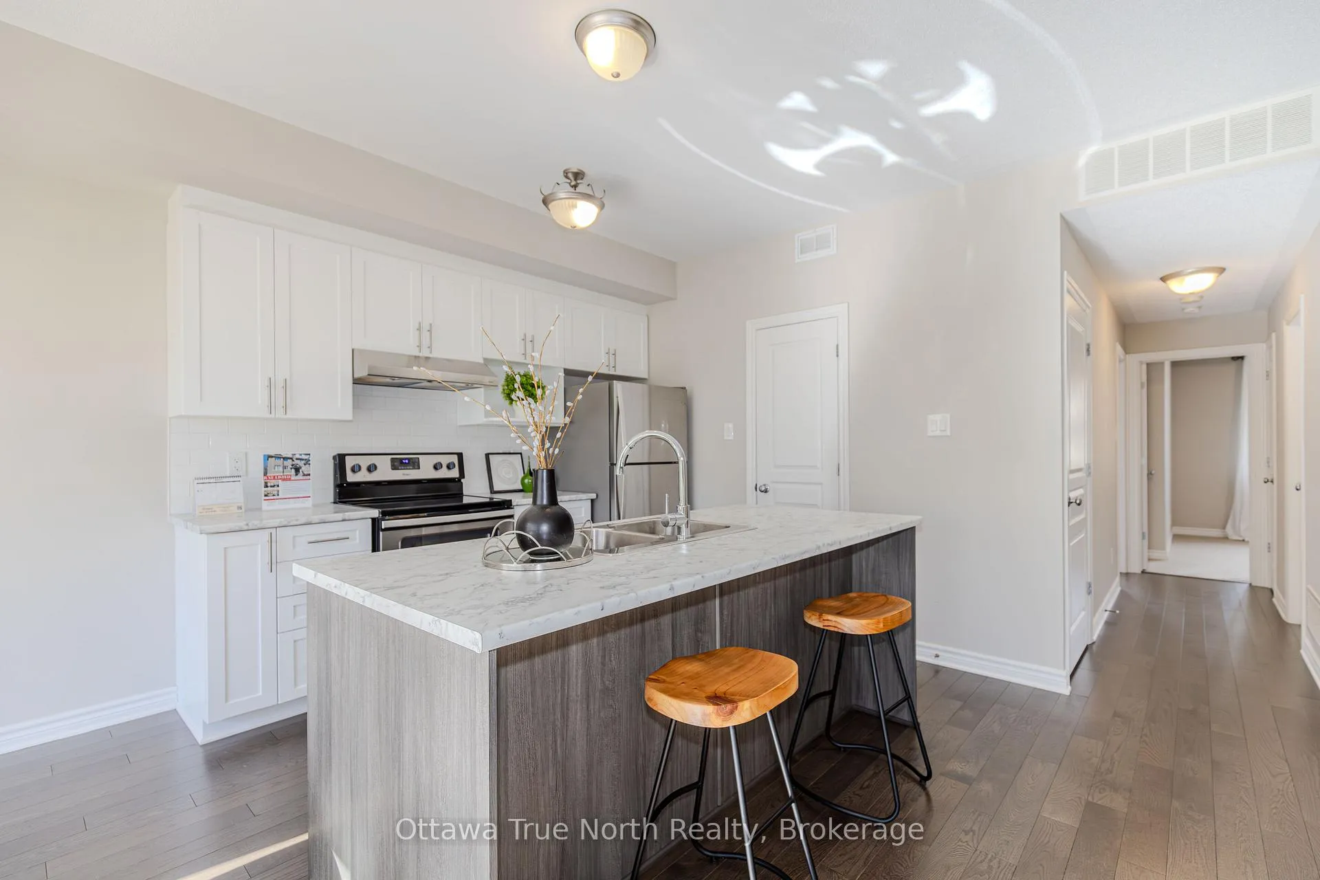 Photo 13 of Unit F, 1032 Beryl Private, Ottawa, Riverside South/Gloucester Glen — HOMEH