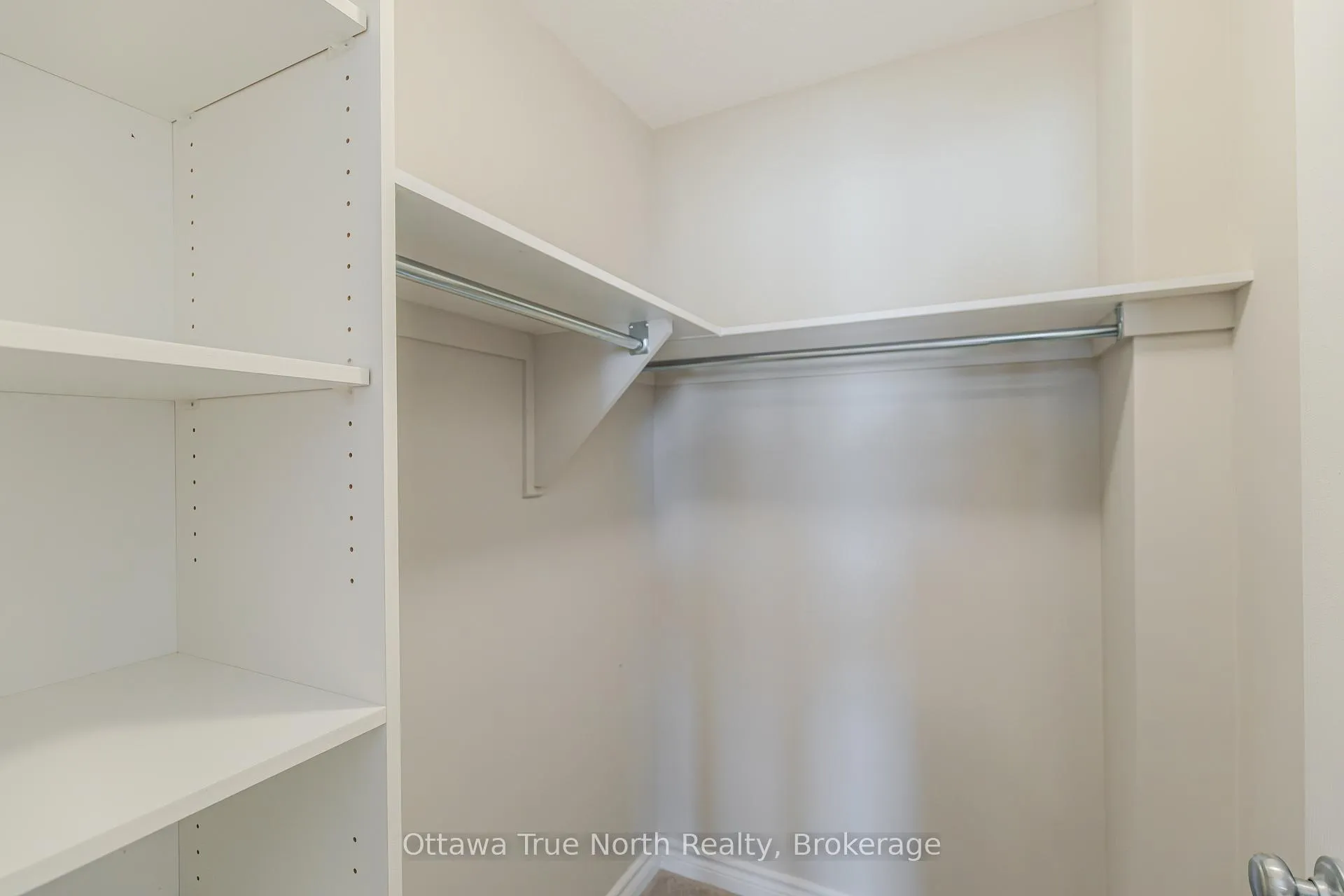 Photo 31 of Unit F, 1032 Beryl Private, Ottawa, Riverside South/Gloucester Glen — HOMEH