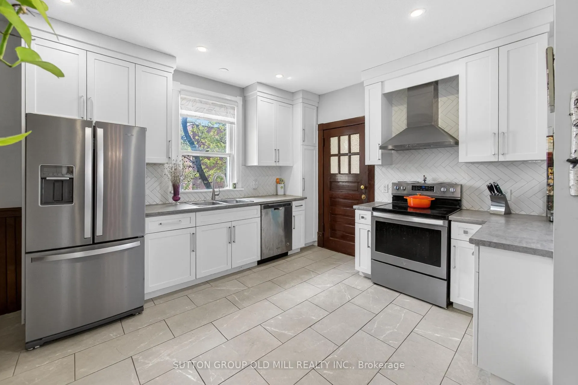 Photo 14 of 450 York Road, Guelph, St. Patrick's Ward — HOMEH