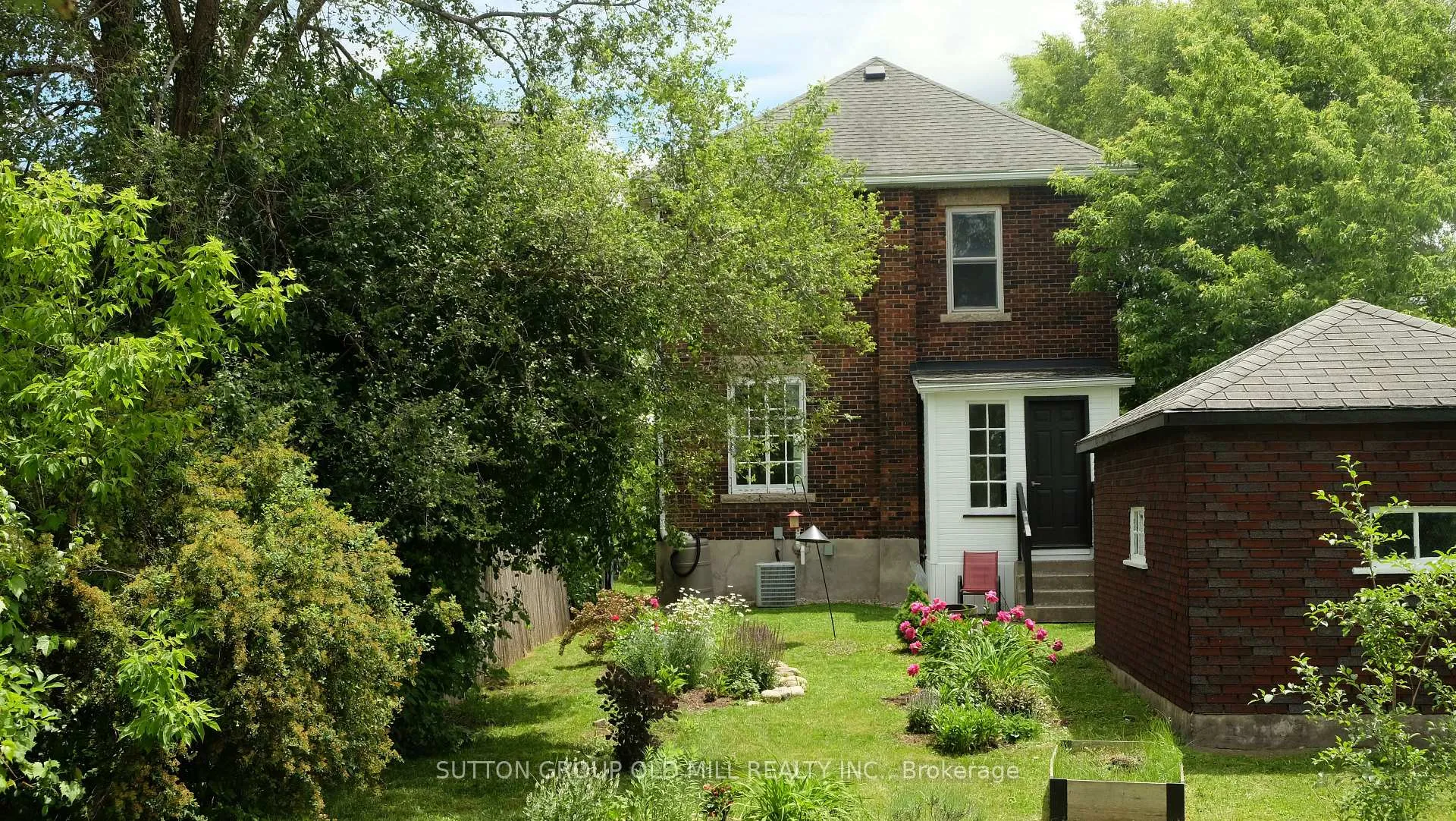Photo 28 of 450 York Road, Guelph, St. Patrick's Ward — HOMEH