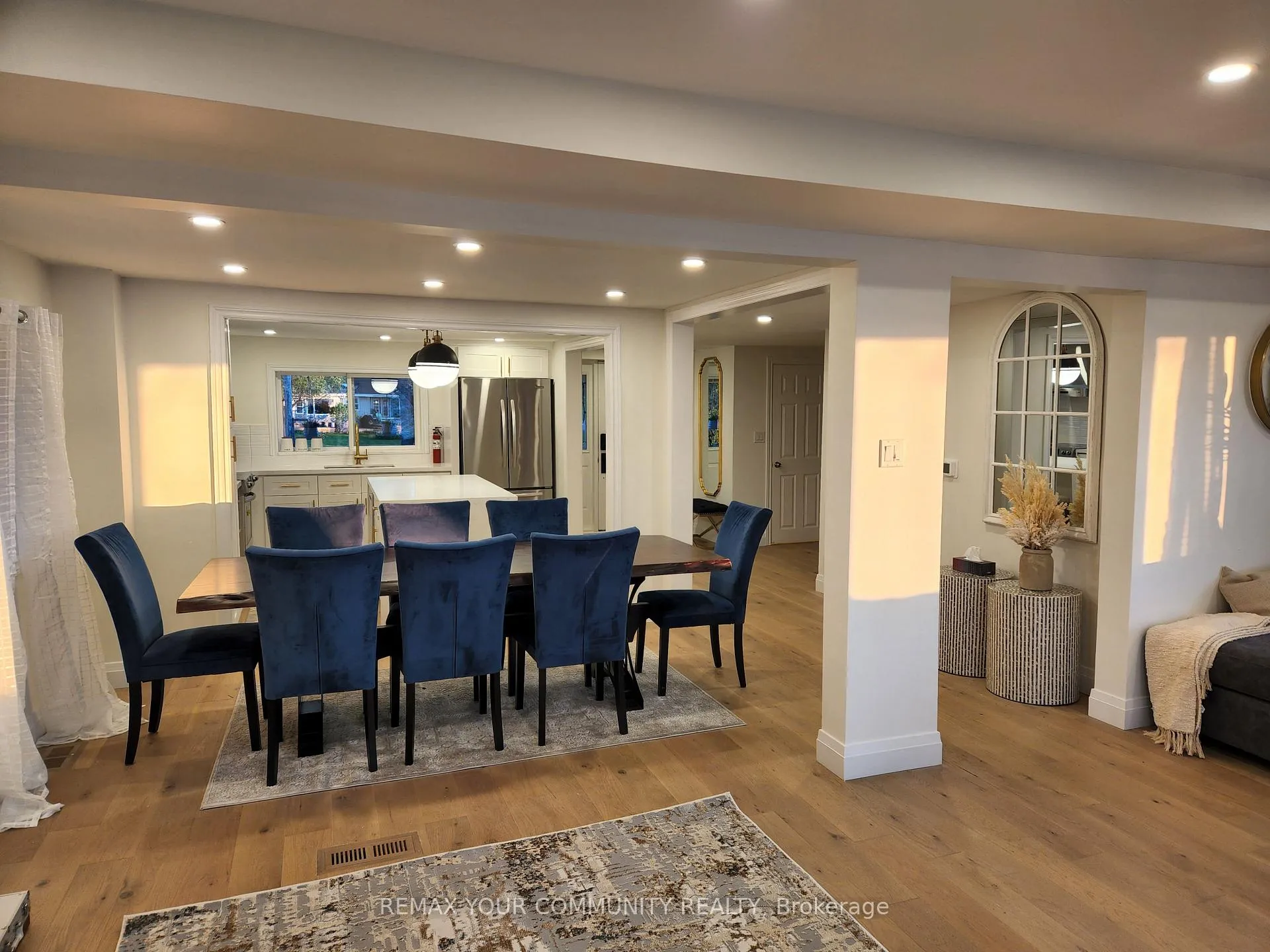Photo 6 of 228 Lake Drive, Georgina, Historic Lakeshore Communities — HOMEH