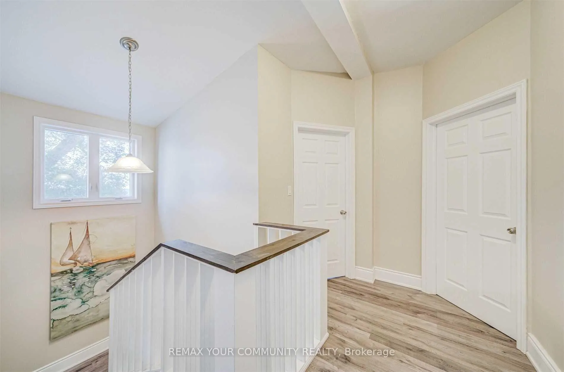Photo 9 of 228 Lake Drive, Georgina, Historic Lakeshore Communities — HOMEH