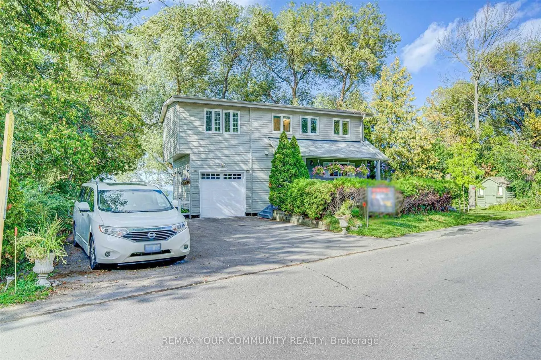 Photo 12 of 228 Lake Drive, Georgina, Historic Lakeshore Communities — HOMEH