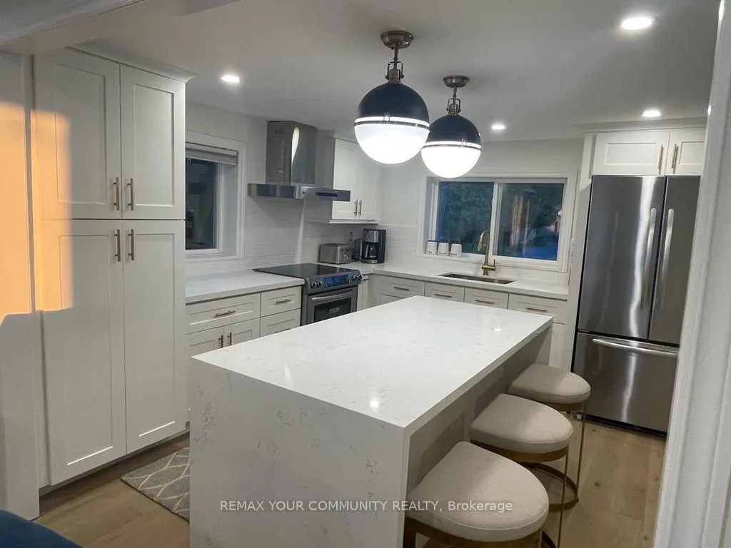 Photo 13 of 228 Lake Drive, Georgina, Historic Lakeshore Communities — HOMEH