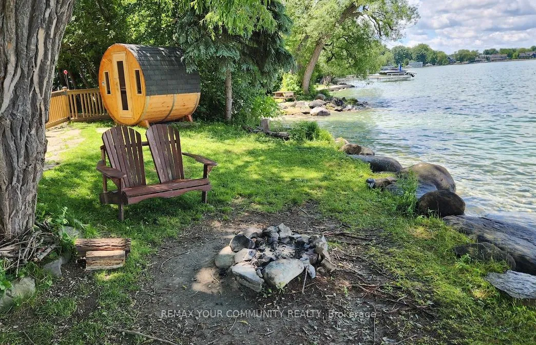 Photo 24 of 228 Lake Drive, Georgina, Historic Lakeshore Communities — HOMEH