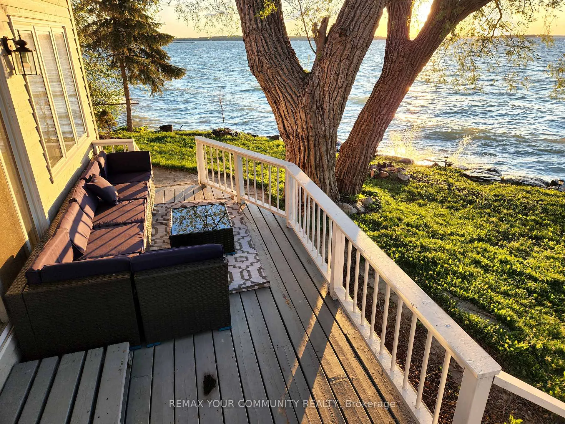 Photo 41 of 228 Lake Drive, Georgina, Historic Lakeshore Communities — HOMEH