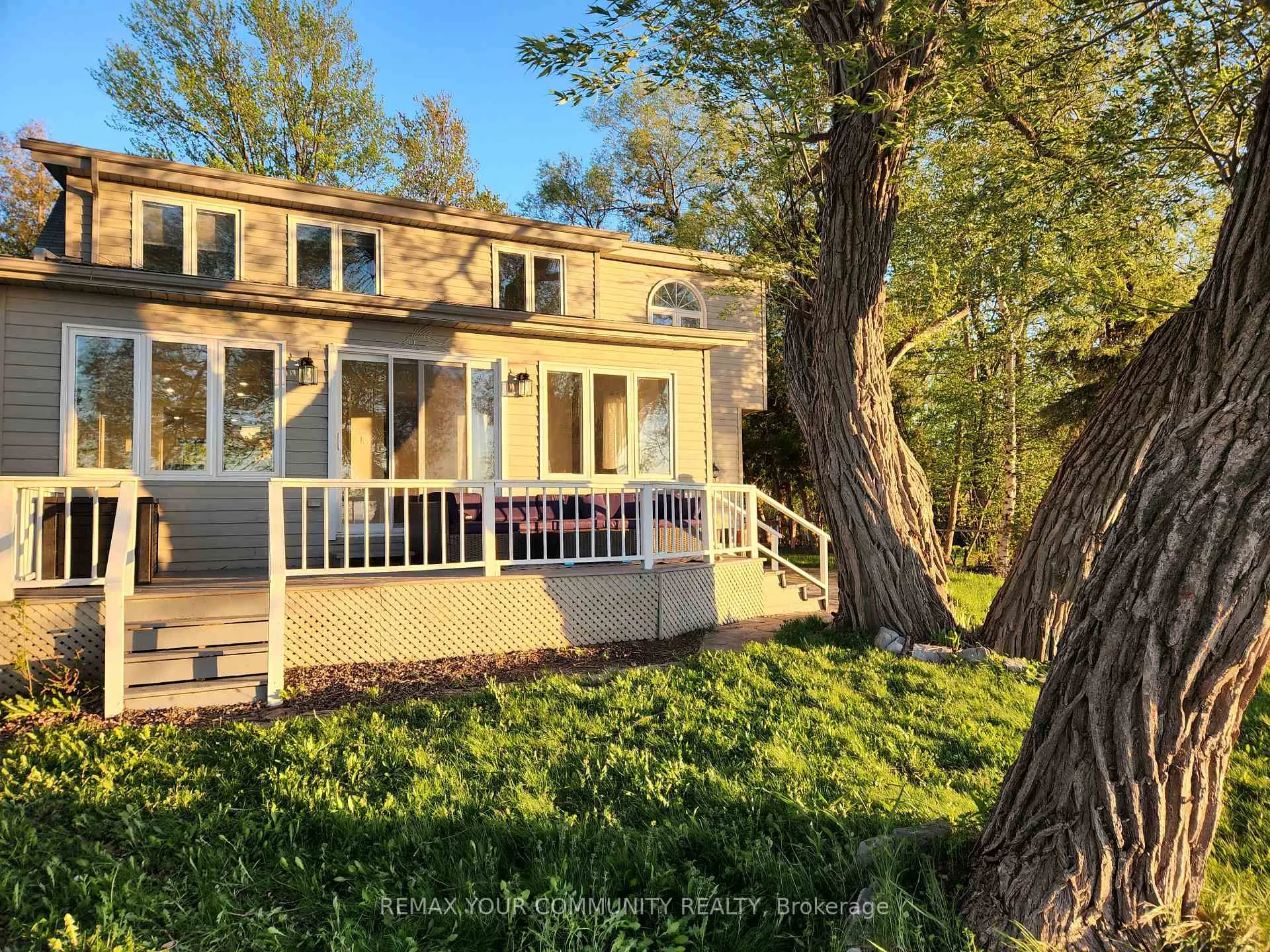 Photo 43 of 228 Lake Drive, Georgina, Historic Lakeshore Communities — HOMEH