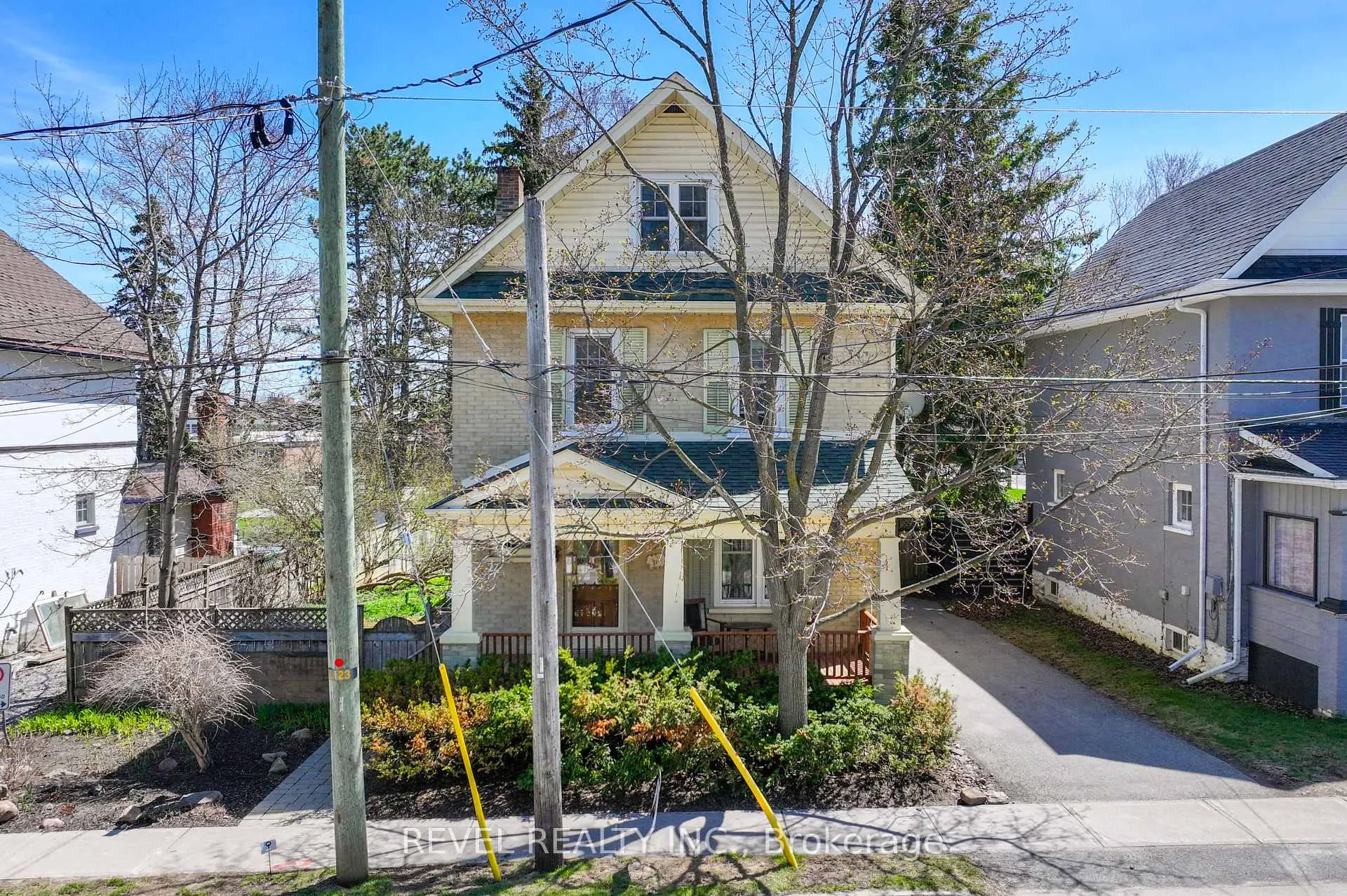 Photo 2 of 31 Fair Avenue, Kawartha Lakes, Lindsay — HOMEH