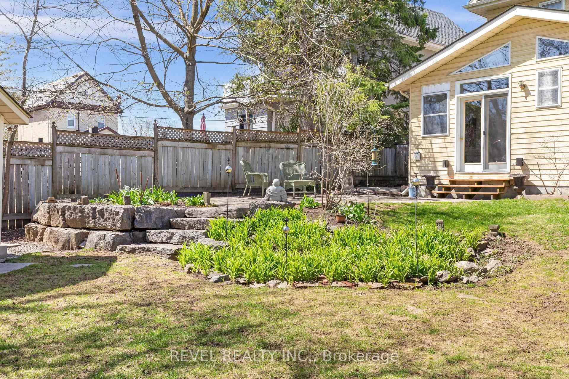 Photo 33 of 31 Fair Avenue, Kawartha Lakes, Lindsay — HOMEH