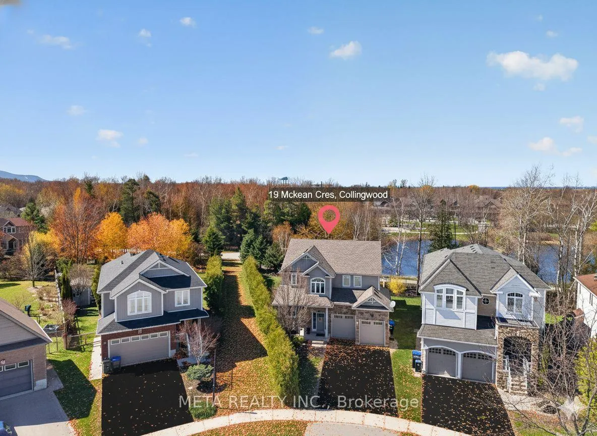 Photo 2 of 19 Mckean Crescent, Collingwood — HOMEH