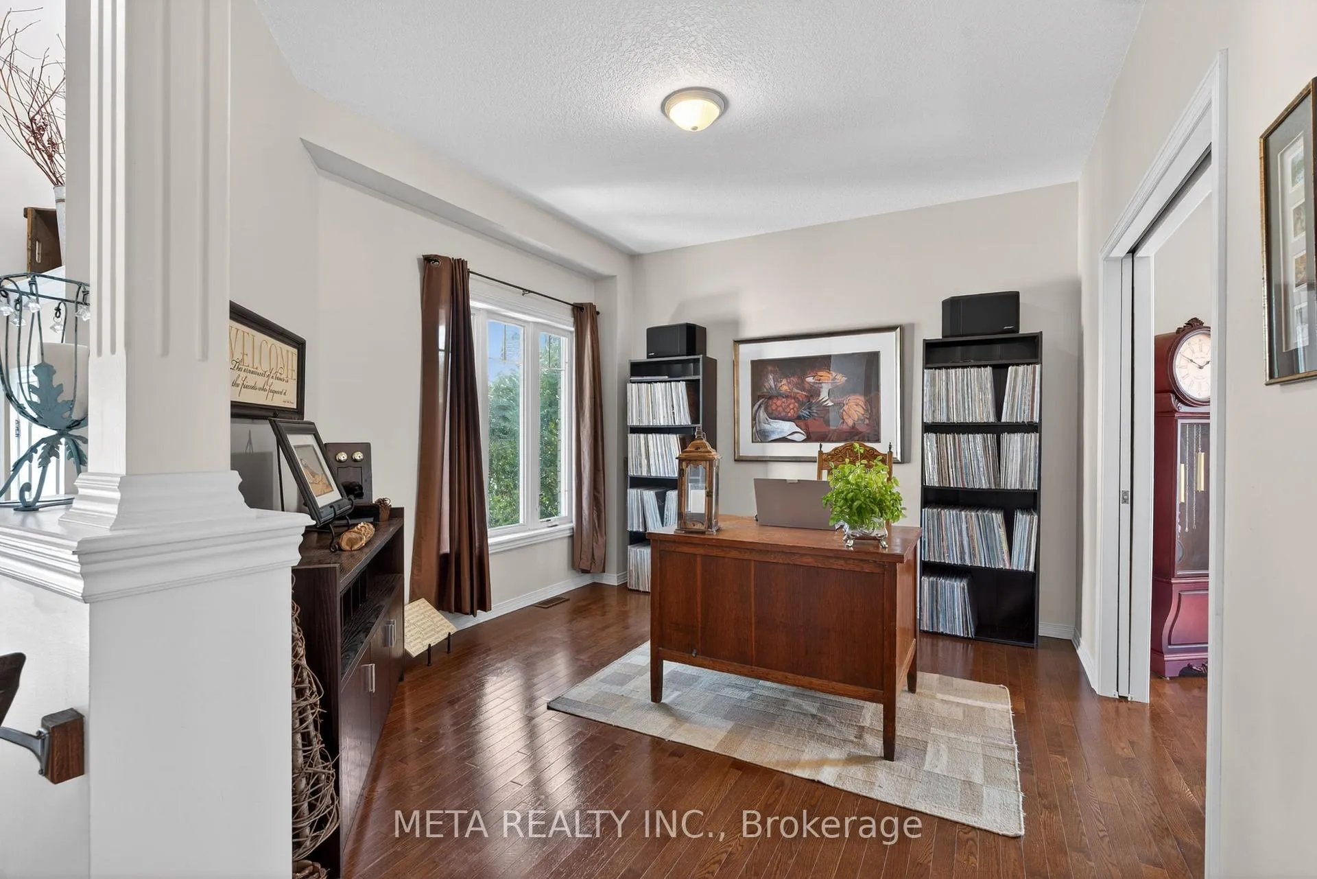 Photo 6 of 19 Mckean Crescent, Collingwood — HOMEH