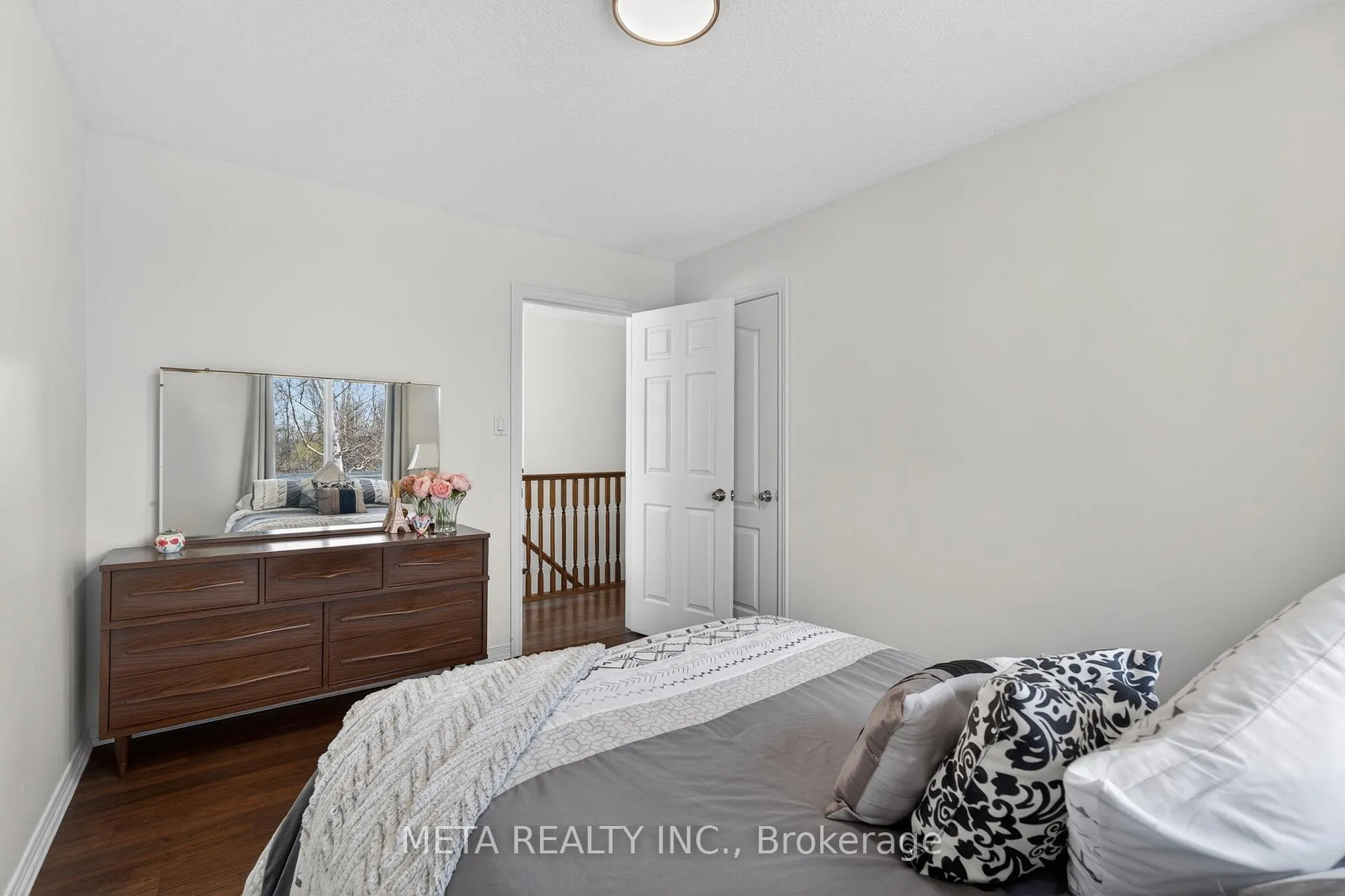 Photo 18 of 19 Mckean Crescent, Collingwood — HOMEH