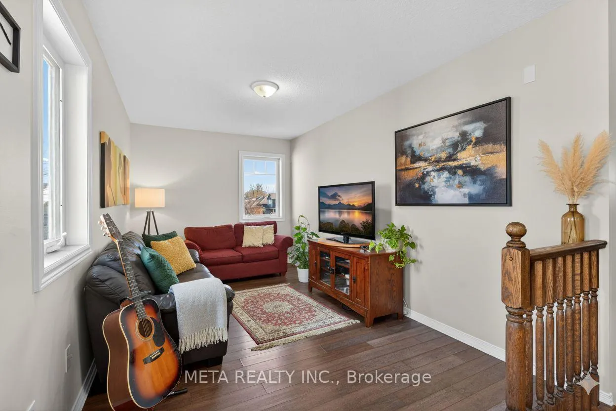 Photo 25 of 19 Mckean Crescent, Collingwood — HOMEH
